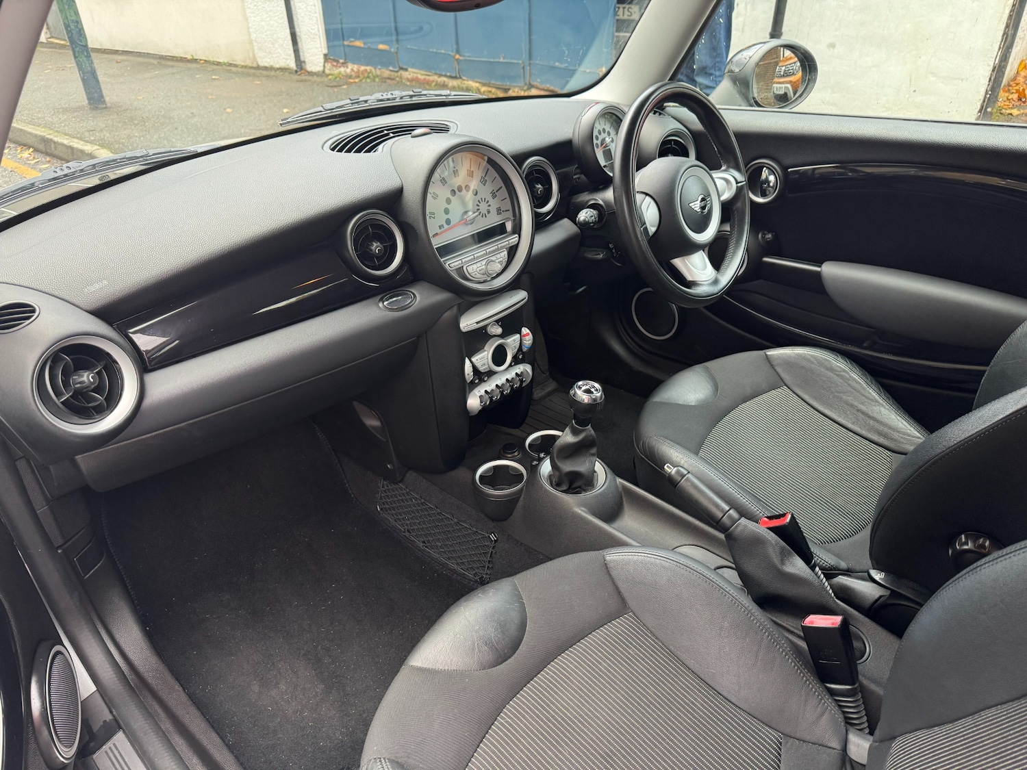 Used MINI Hatch 2010 for sale - 76319744: Photo 23