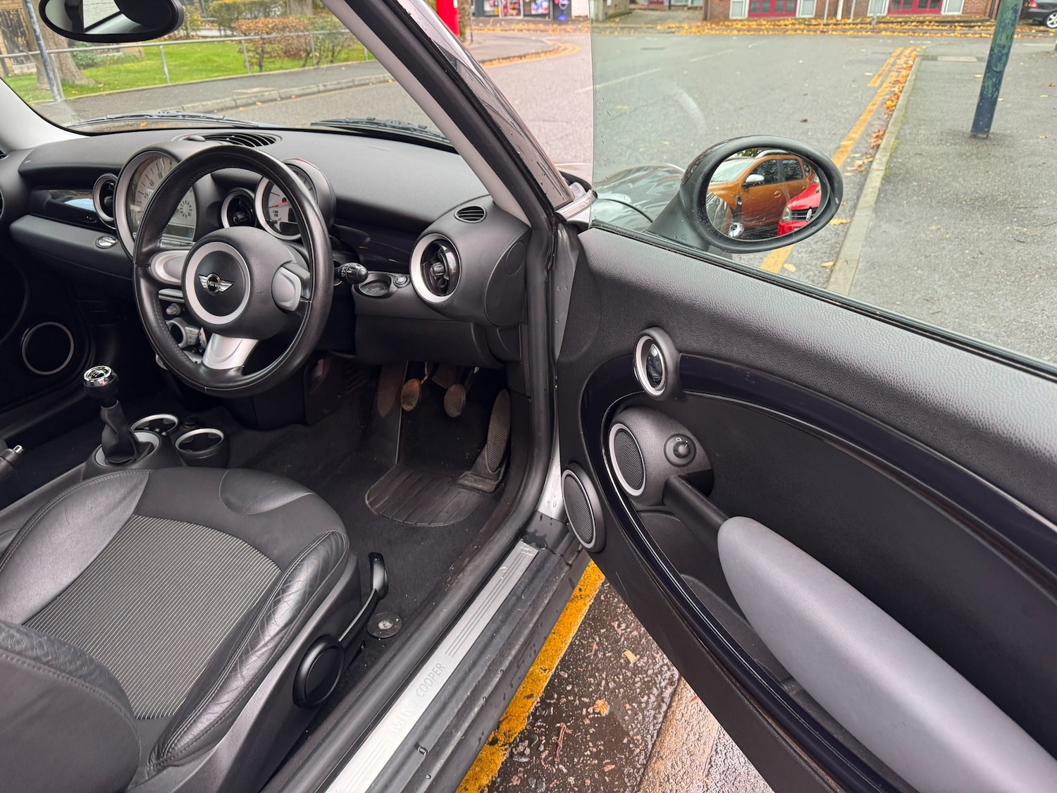 Used MINI Hatch 2010 for sale - 76319744: Photo 47