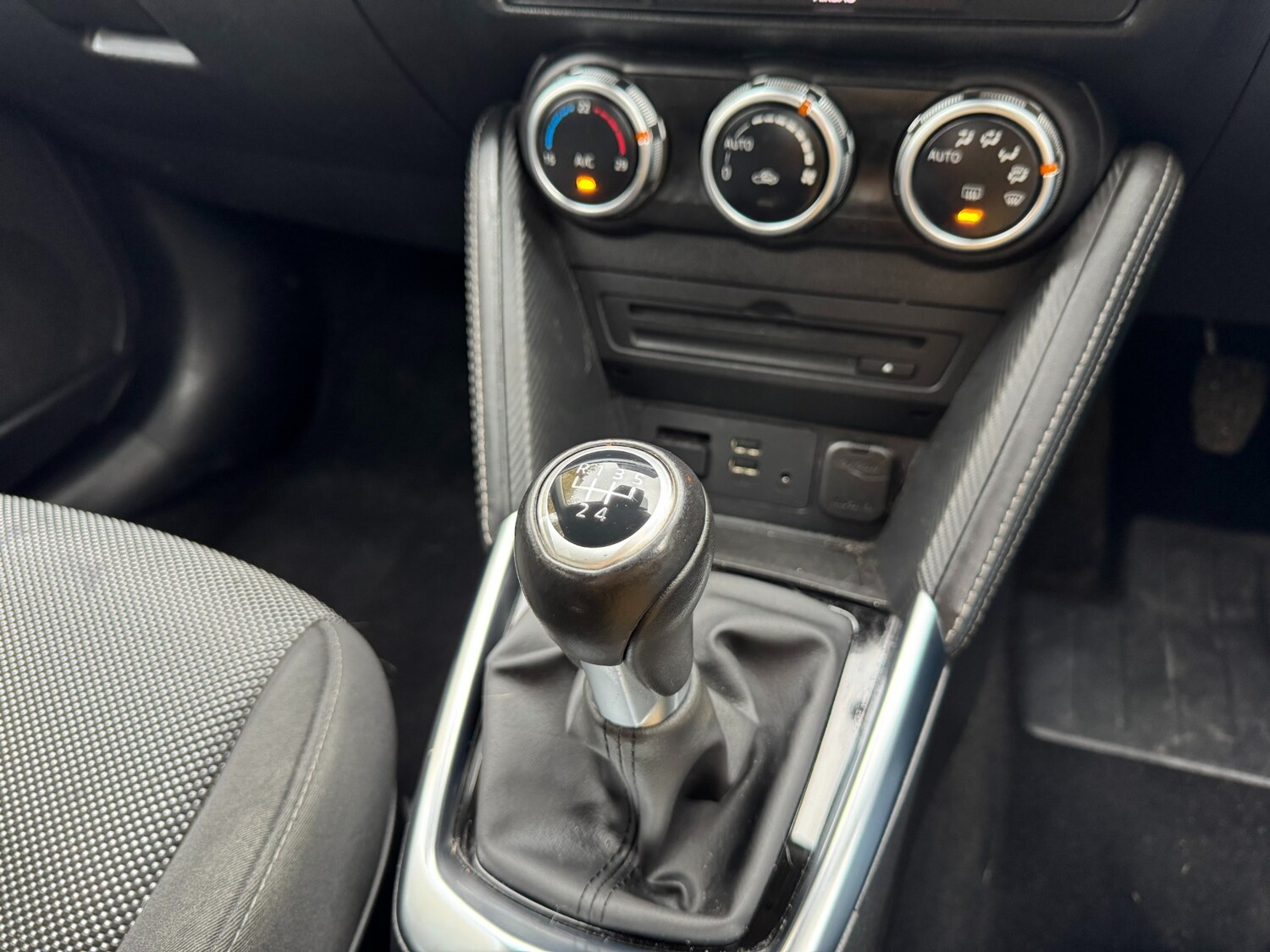 Used Mazda Mazda2 2018 for sale - 76421813: Photo 43