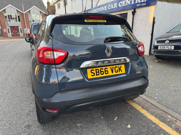 Used Renault Captur 2016 for sale - 76225151: Photo 76