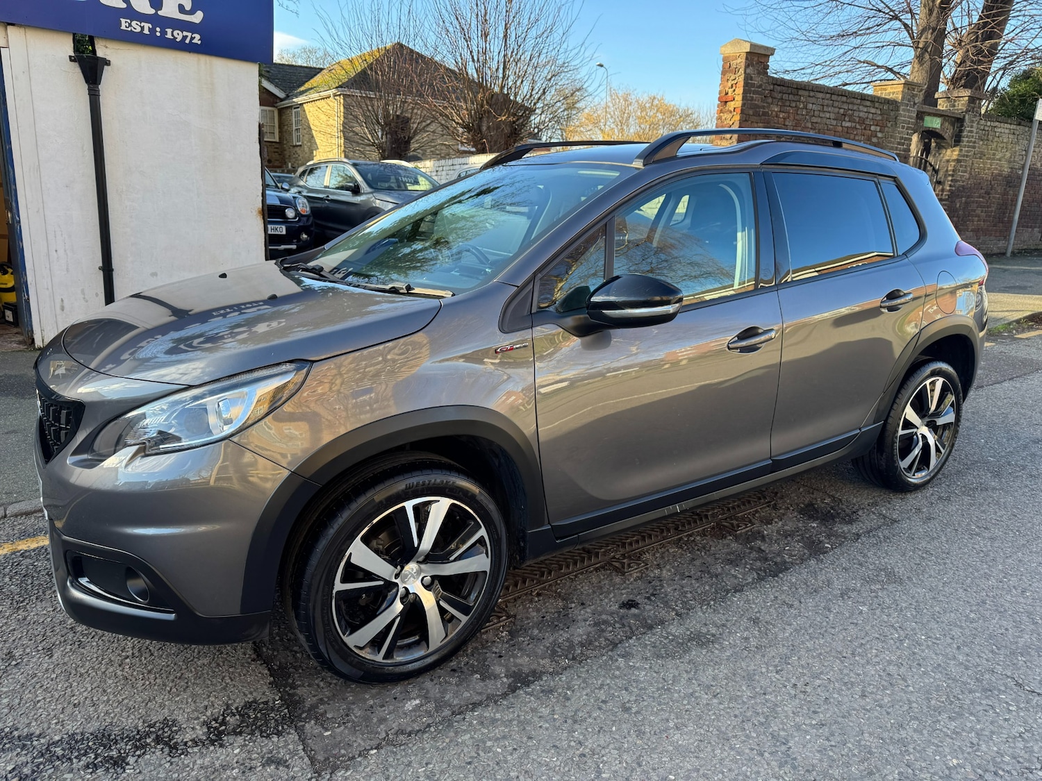 Used Peugeot 2008 2017 for sale - 77283387: Photo 1