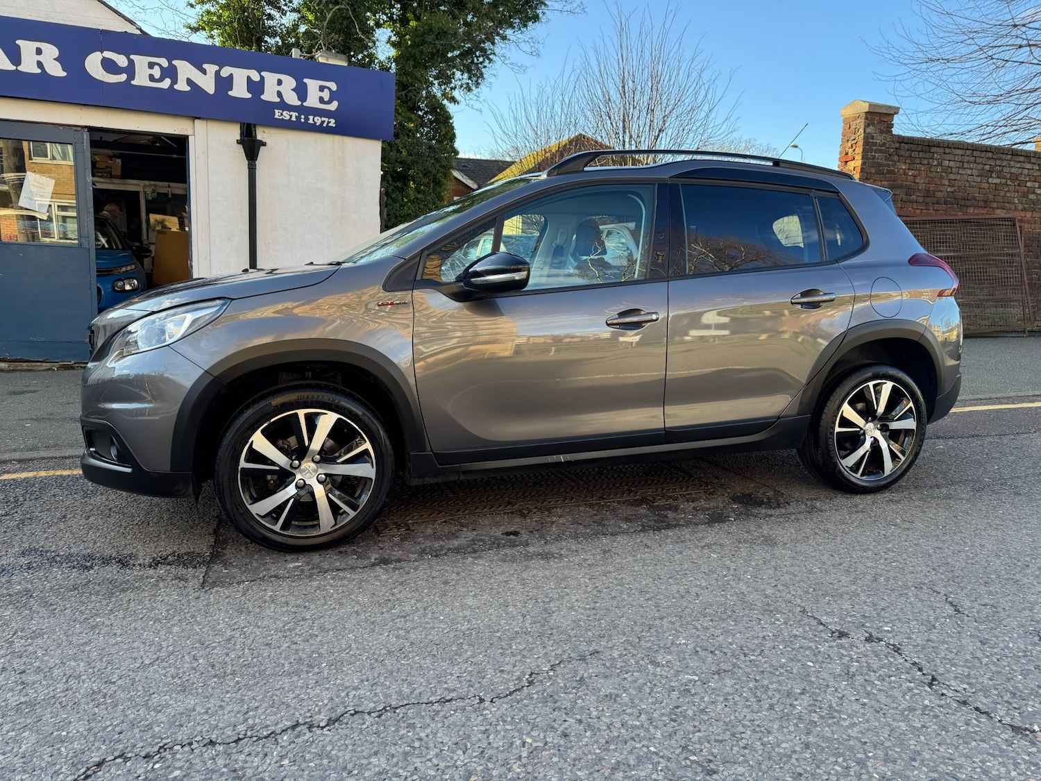 Used Peugeot 2008 2017 for sale - 77283387: Photo 11