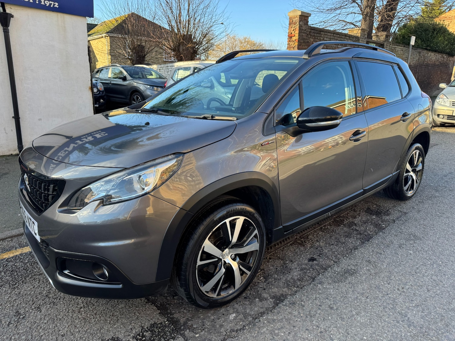 Used Peugeot 2008 2017 for sale - 77283387: Photo 2