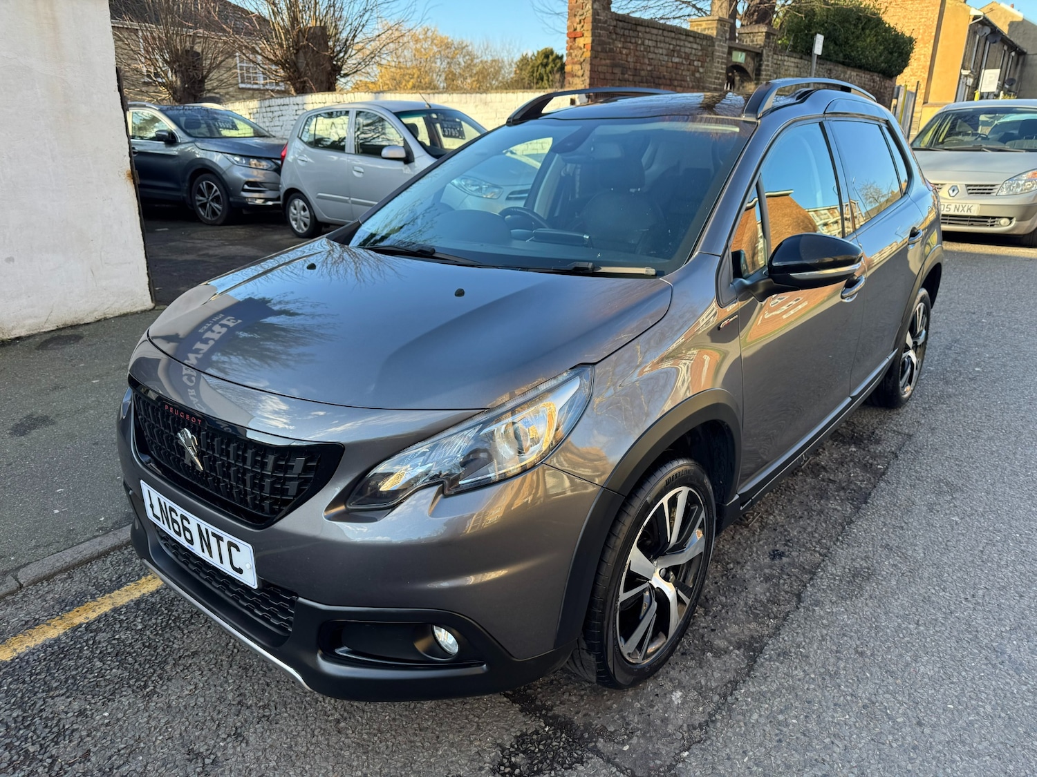 Used Peugeot 2008 2017 for sale - 77283387: Photo 32