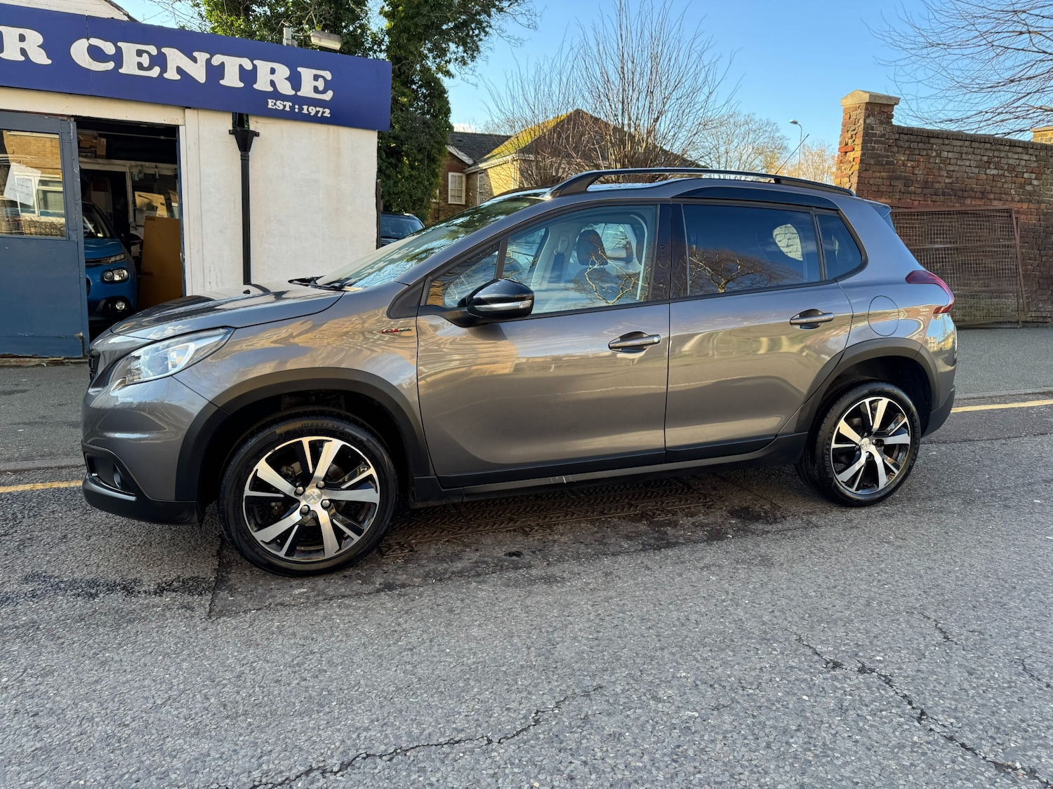 Used Peugeot 2008 2017 for sale - 77283387: Photo 40