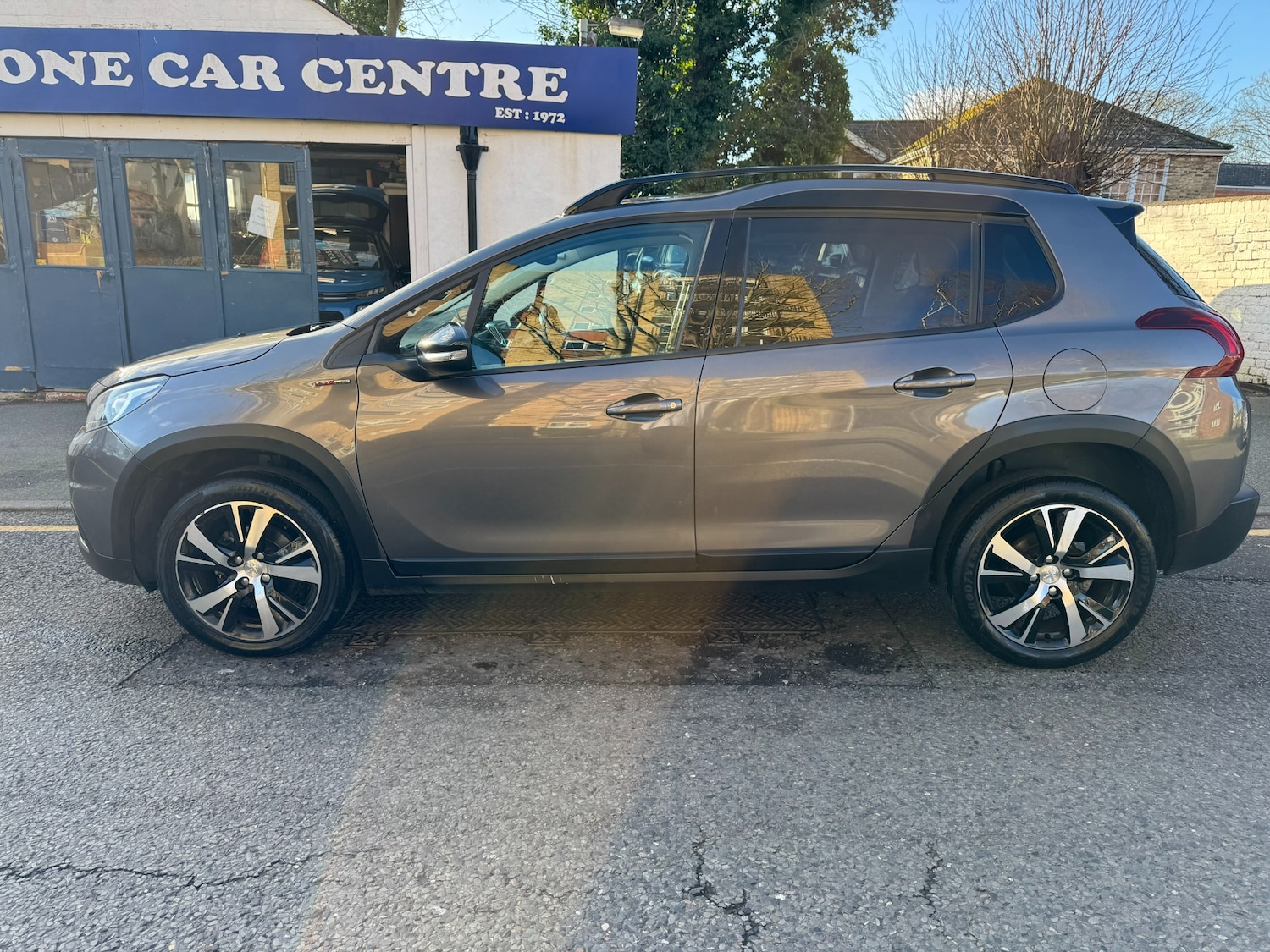 Used Peugeot 2008 2017 for sale - 77283387: Photo 43