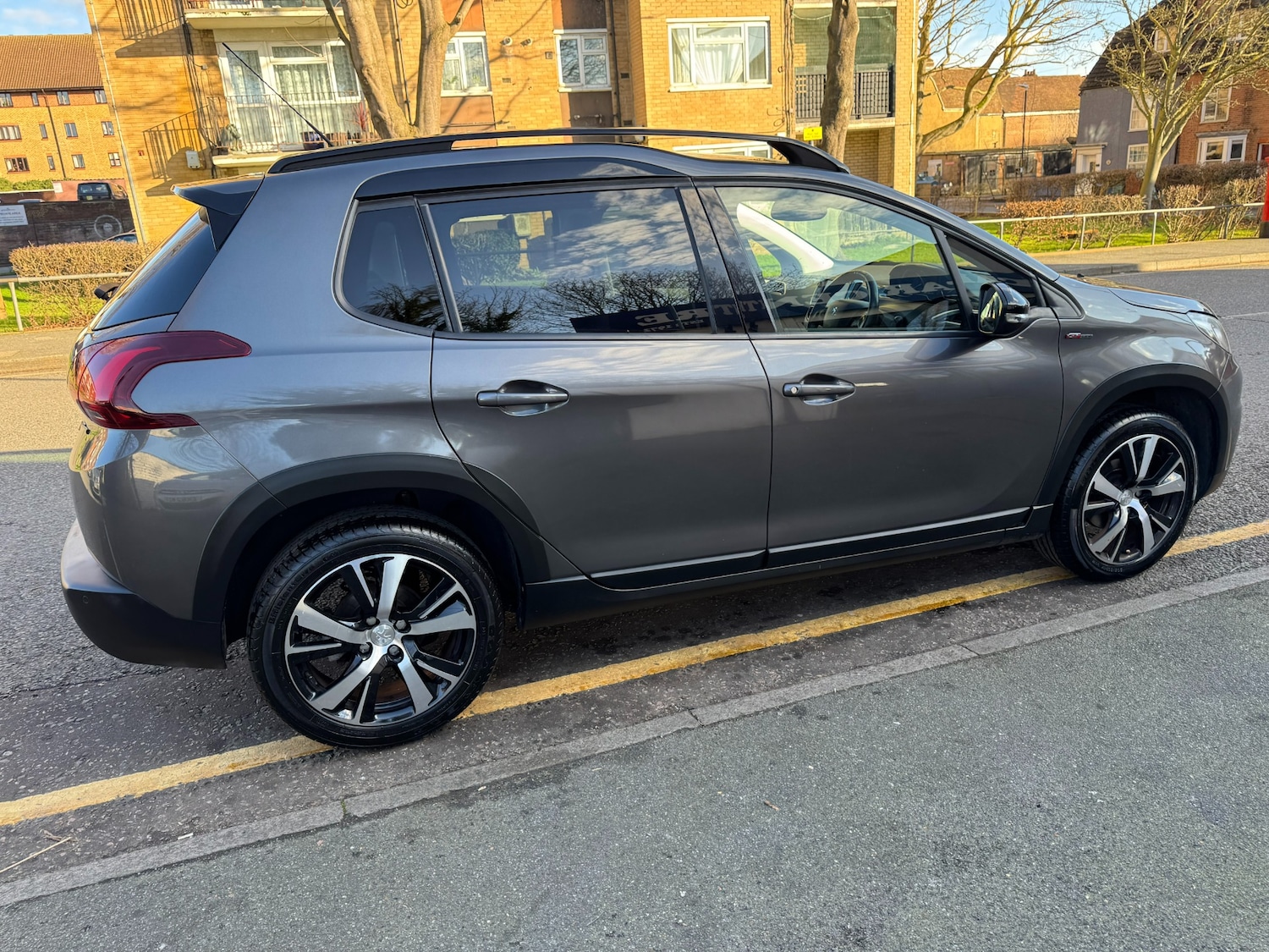 Used Peugeot 2008 2017 for sale - 77283387: Photo 75