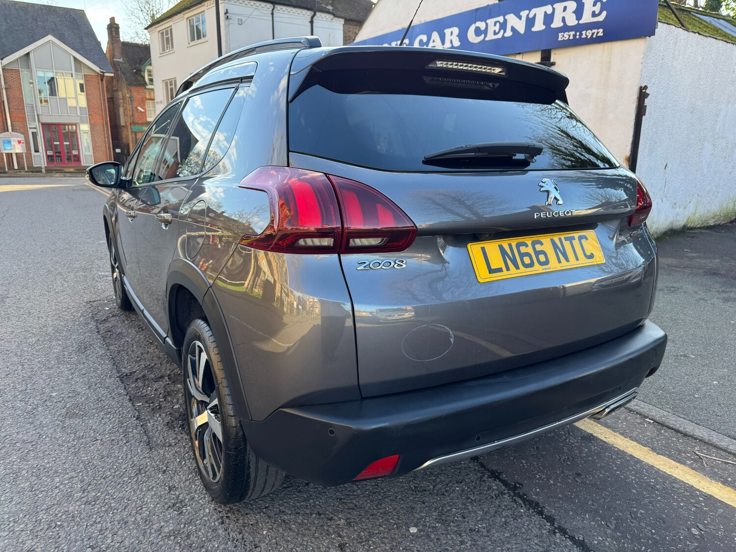 Used Peugeot 2008 2017 for sale - 77283387: Photo 87