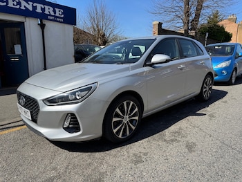 Used Hyundai i30 2017 for sale - 78131369: Photo