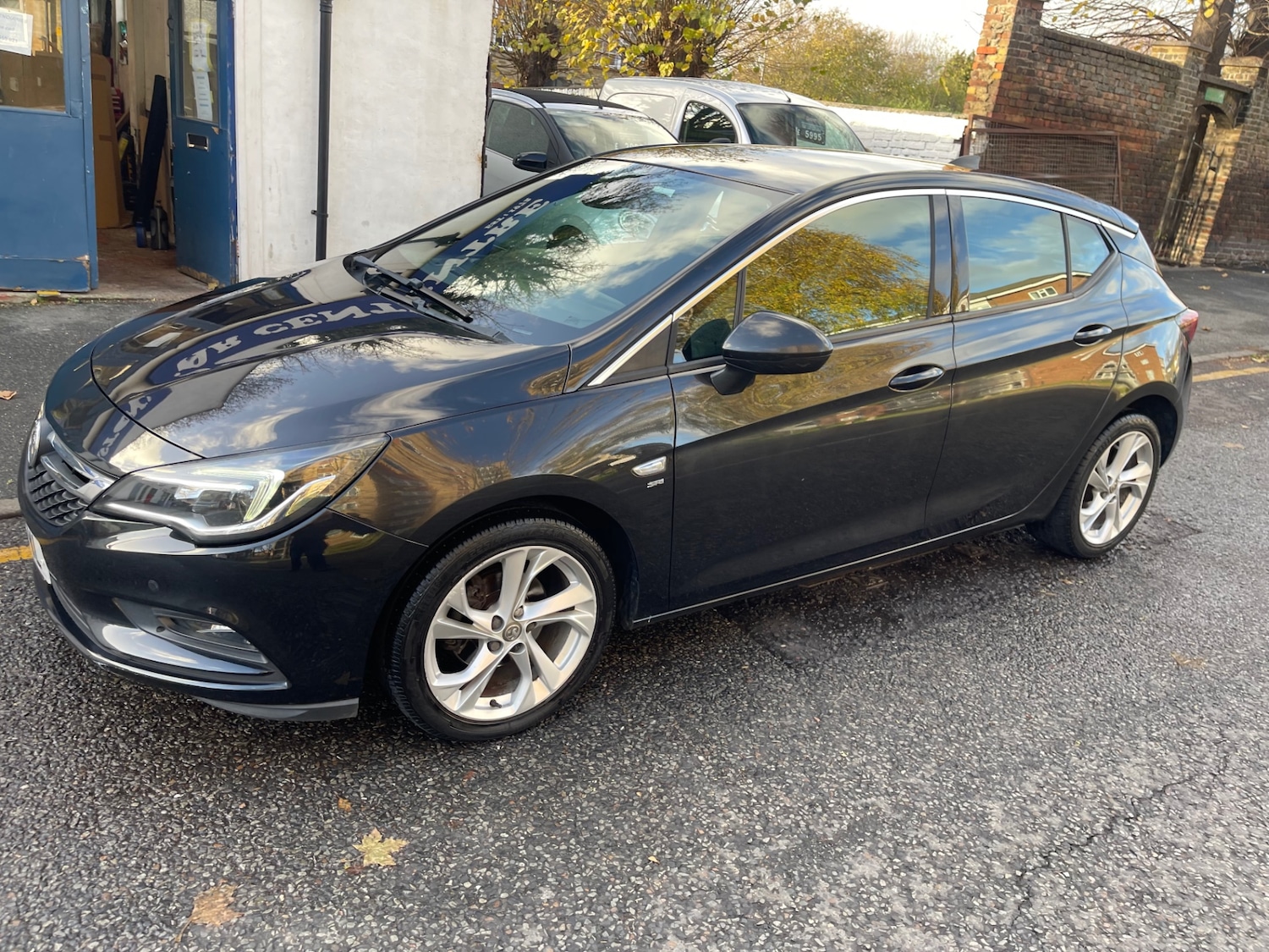 Used Vauxhall Astra 2016 for sale - 76736484: Photo 1