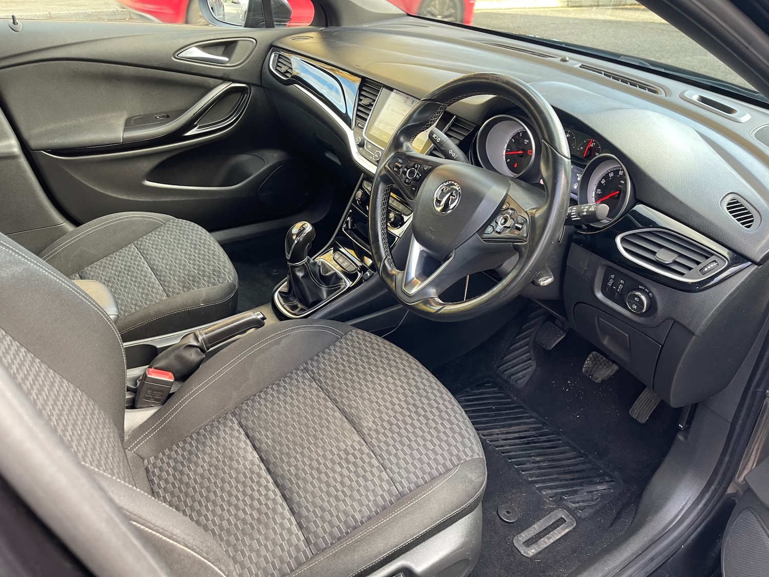 Used Vauxhall Astra 2016 for sale - 76736484: Photo 2