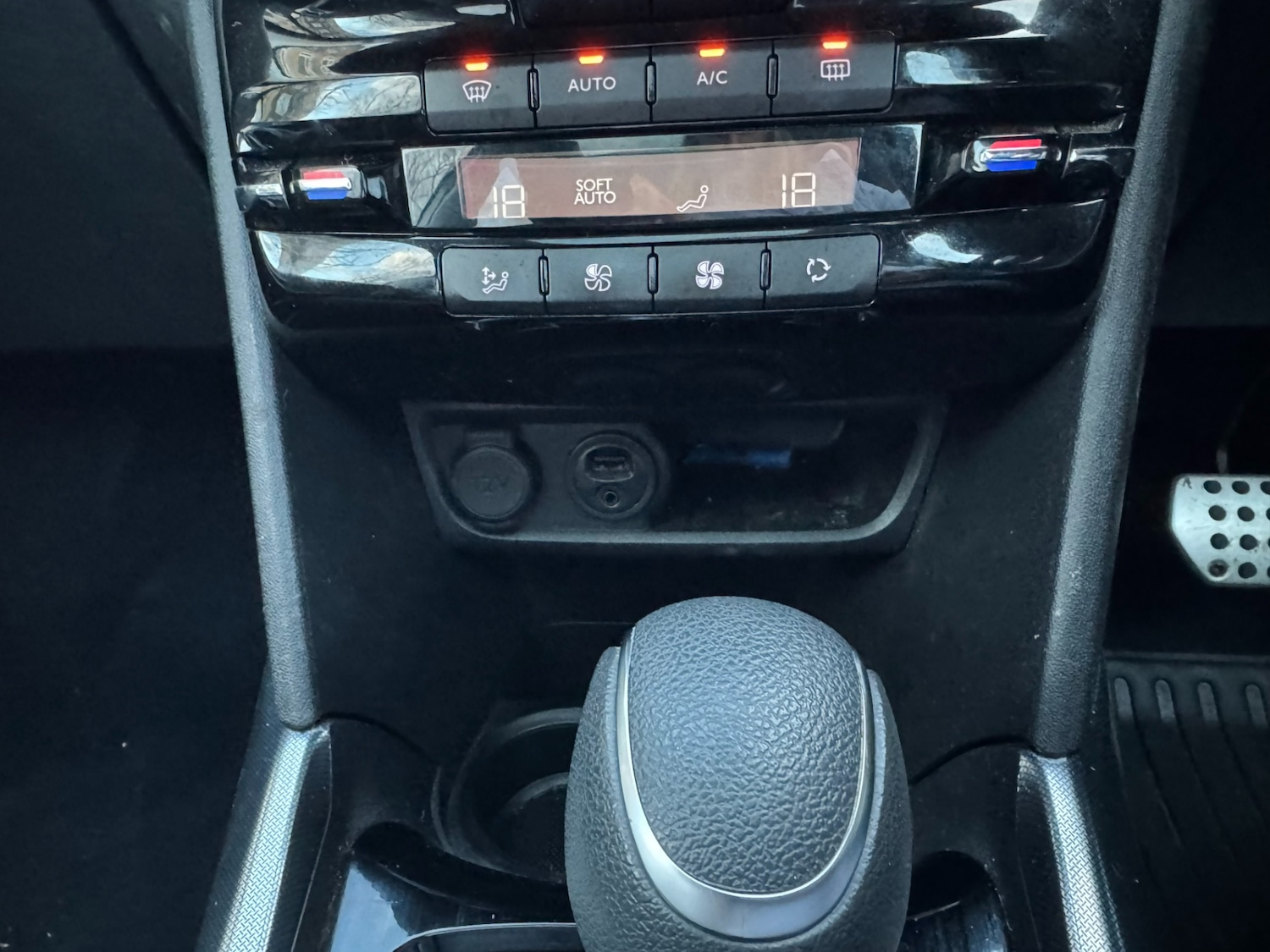 Used Peugeot 2008 2016 for sale - 77233832: Photo 42