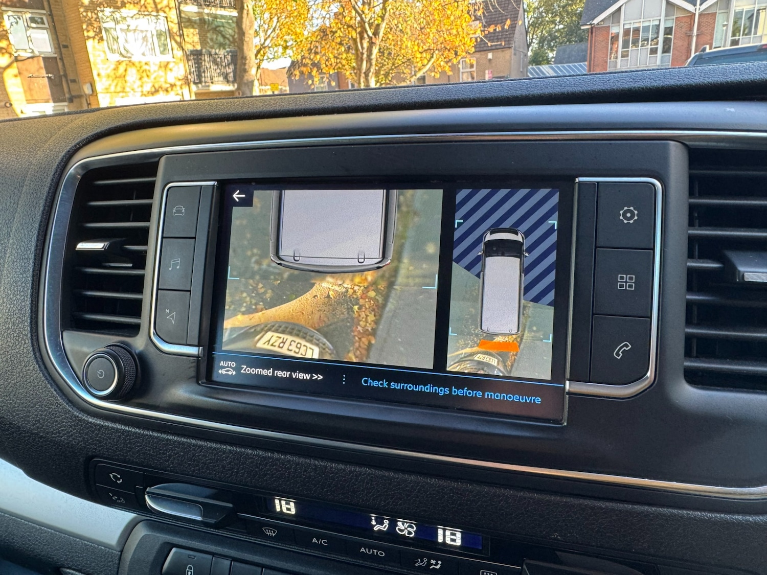 Used Peugeot Traveller 2017 for sale - 76249337: Photo 13