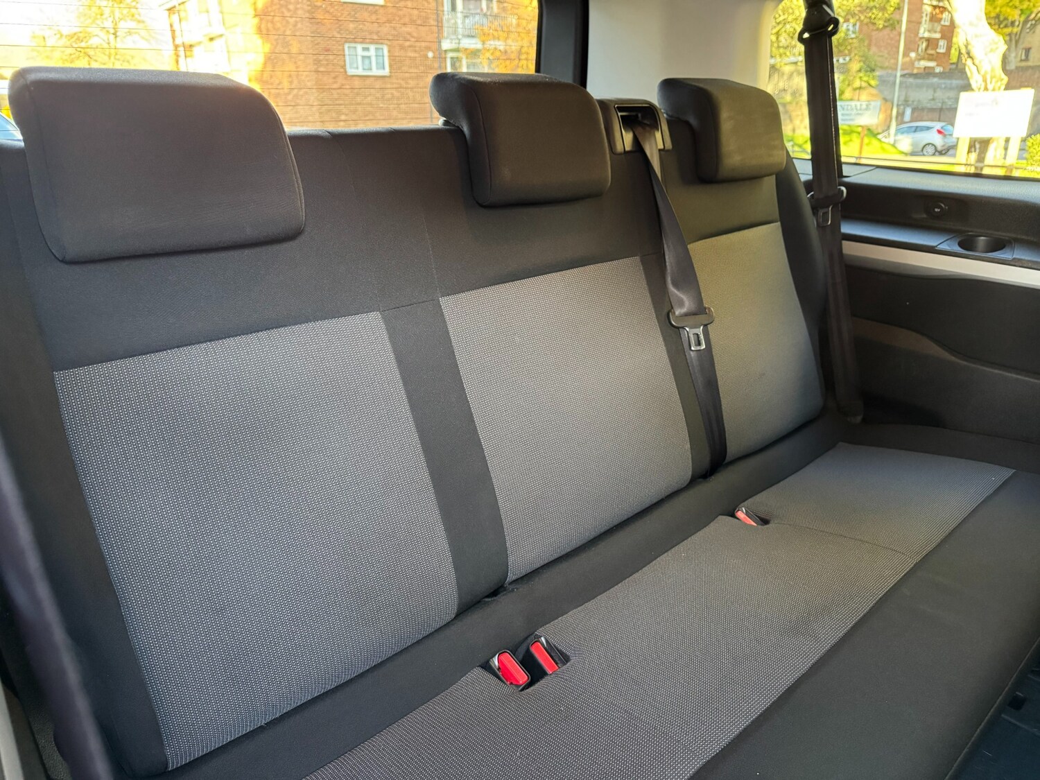 Used Peugeot Traveller 2017 for sale - 76249337: Photo 20