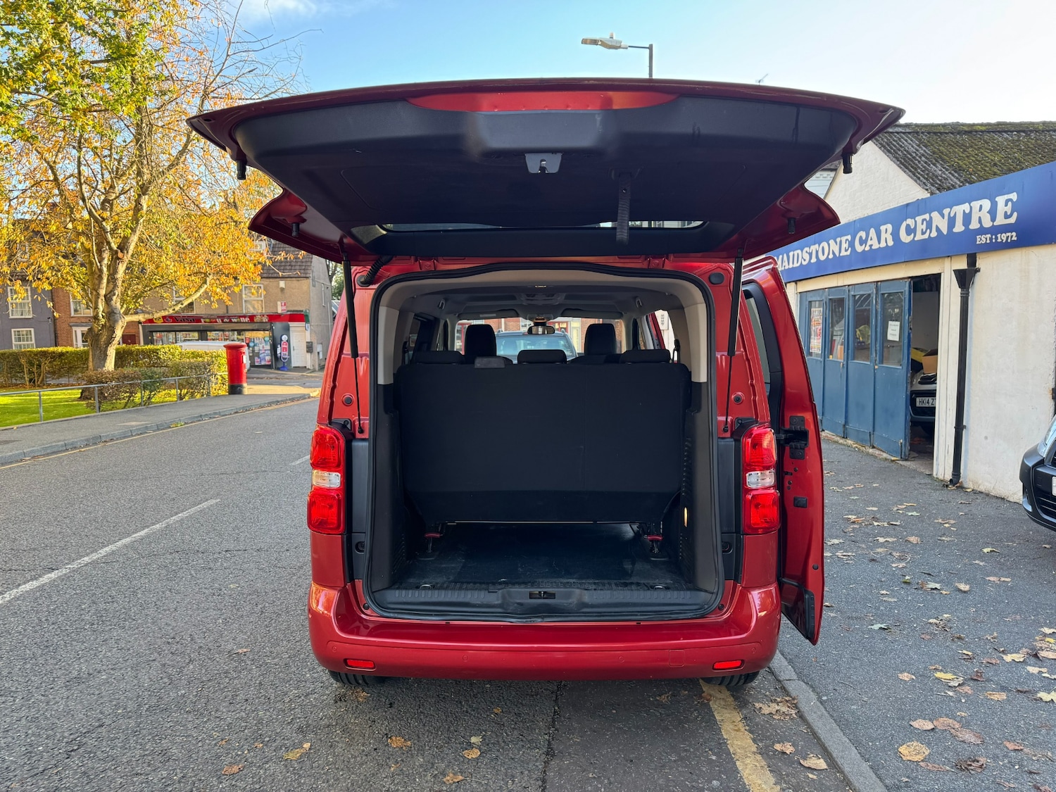 Used Peugeot Traveller 2017 for sale - 76249337: Photo 21