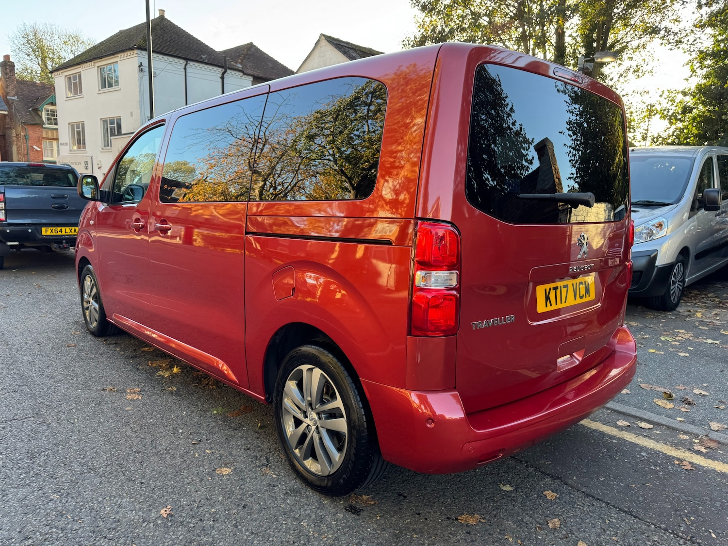 Used Peugeot Traveller 2017 for sale - 76249337: Photo 25