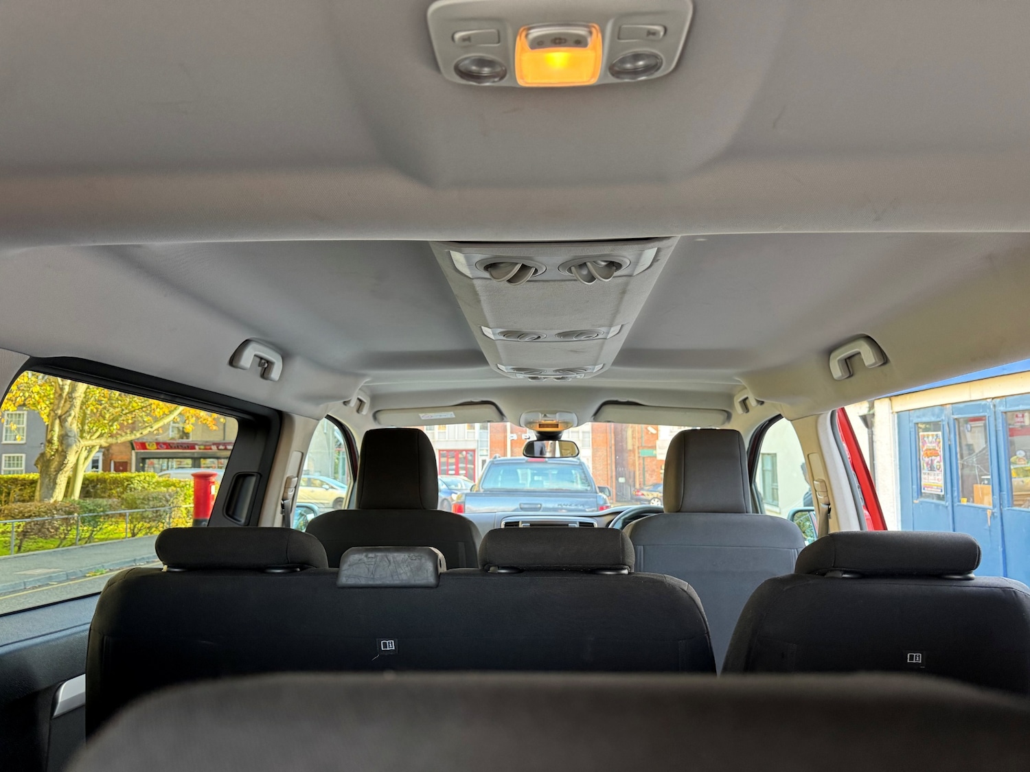 Used Peugeot Traveller 2017 for sale - 76249337: Photo 39