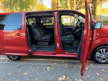 Used Peugeot Traveller 2017 for sale - 76249337: Photo