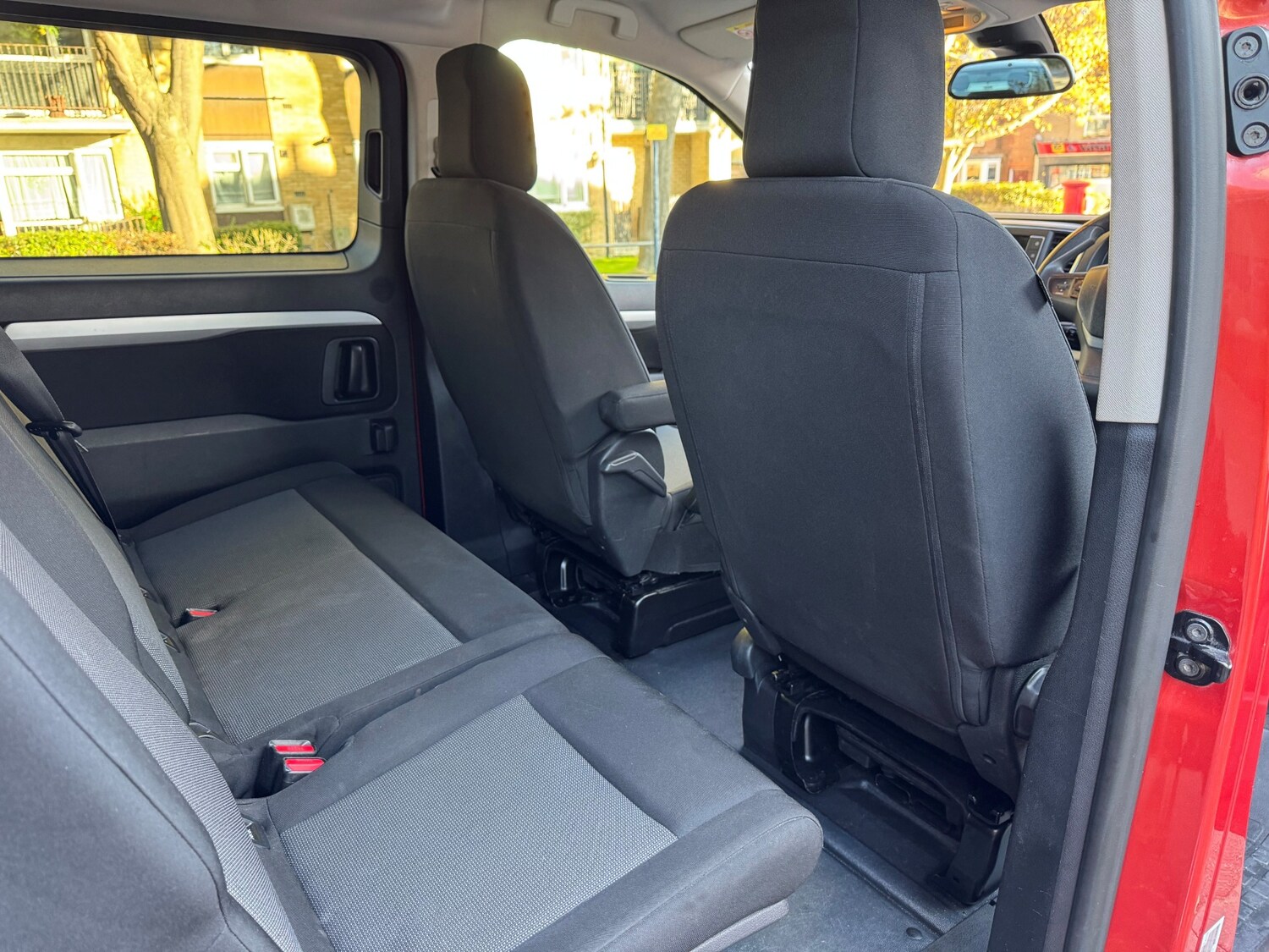 Used Peugeot Traveller 2017 for sale - 76249337: Photo 55