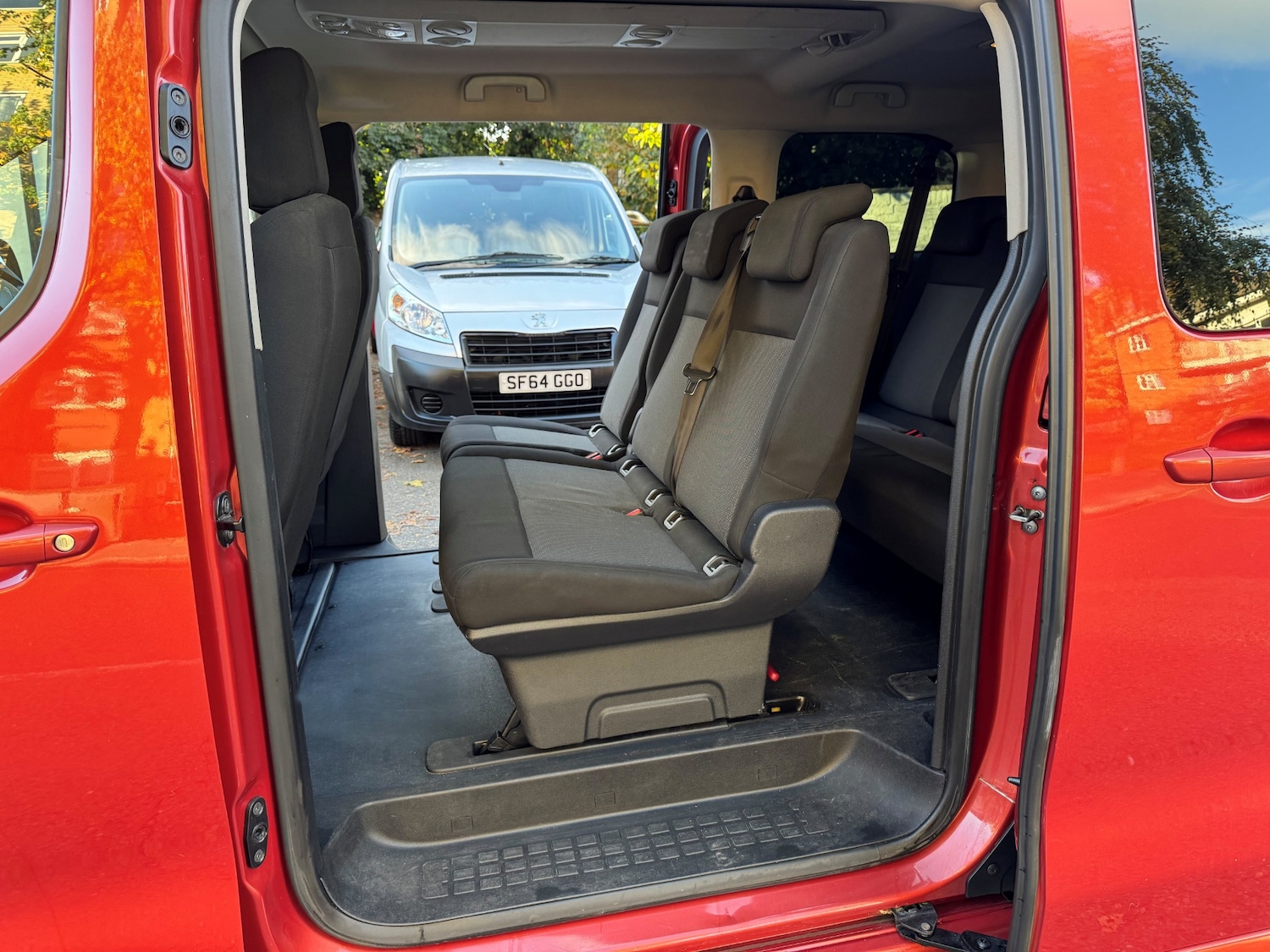 Used Peugeot Traveller 2017 for sale - 76249337: Photo 57