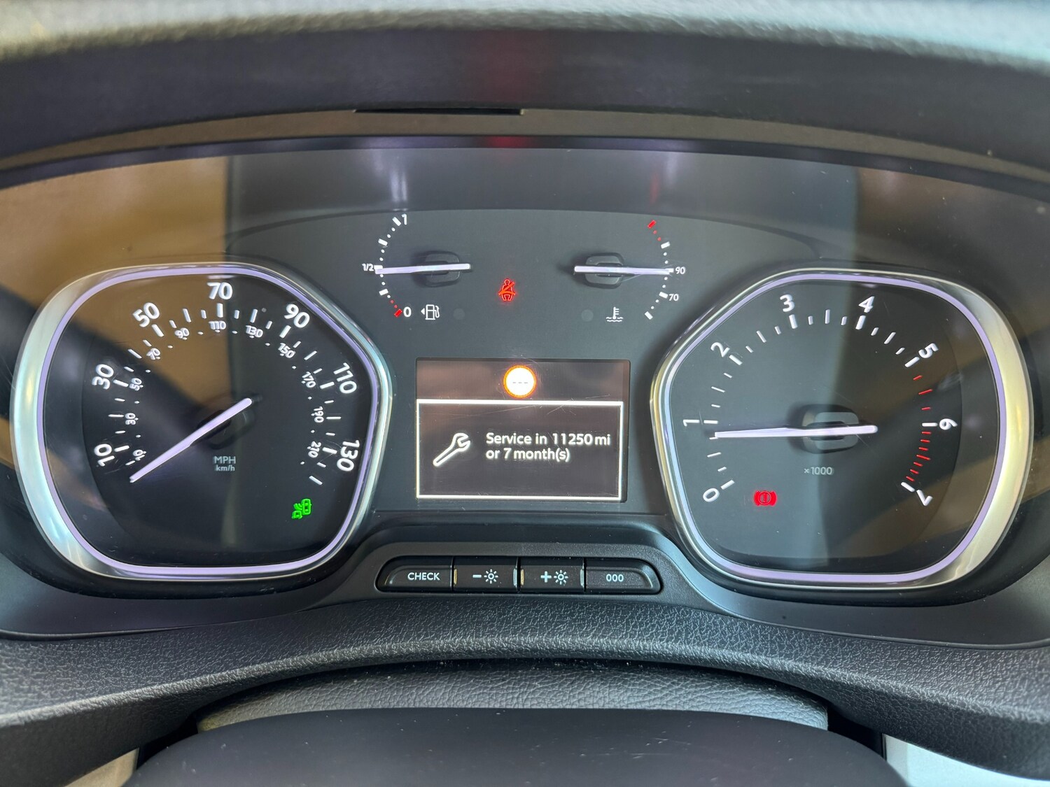 Used Peugeot Traveller 2017 for sale - 76249337: Photo 61