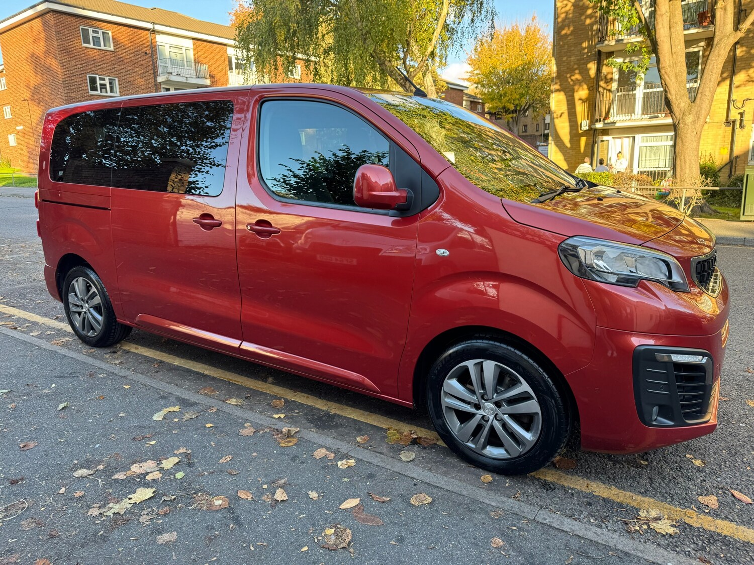 Used Peugeot Traveller 2017 for sale - 76249337: Photo 67