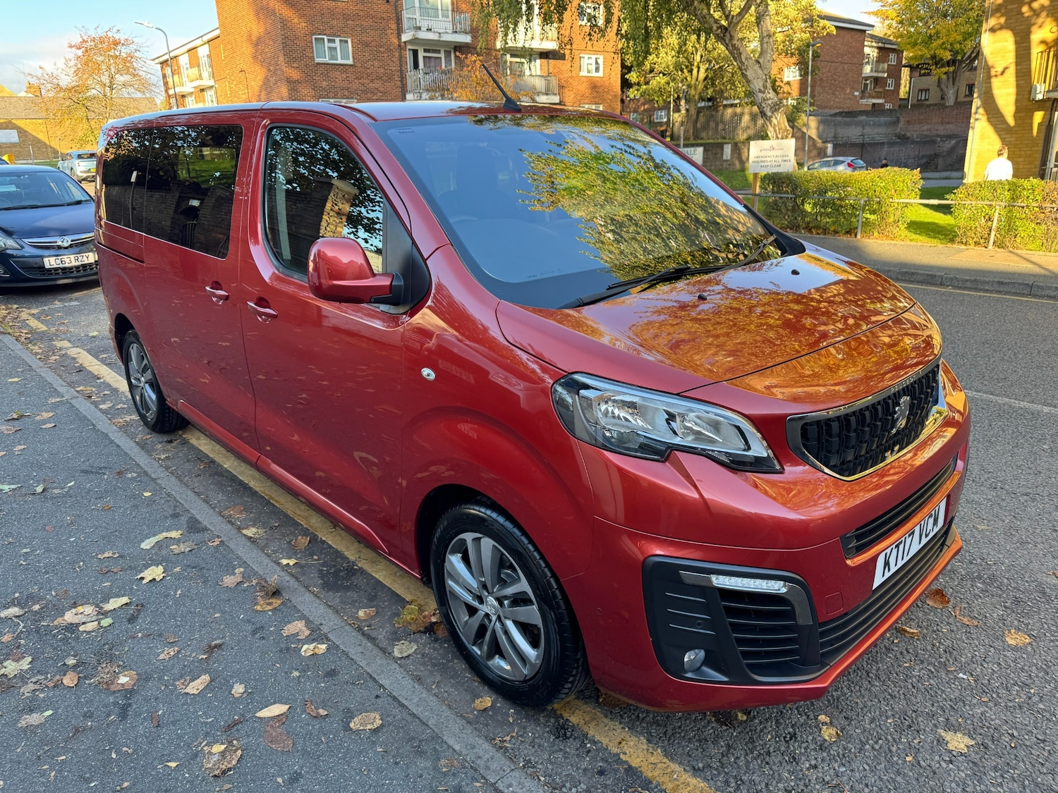 Used Peugeot Traveller 2017 for sale - 76249337: Photo 70