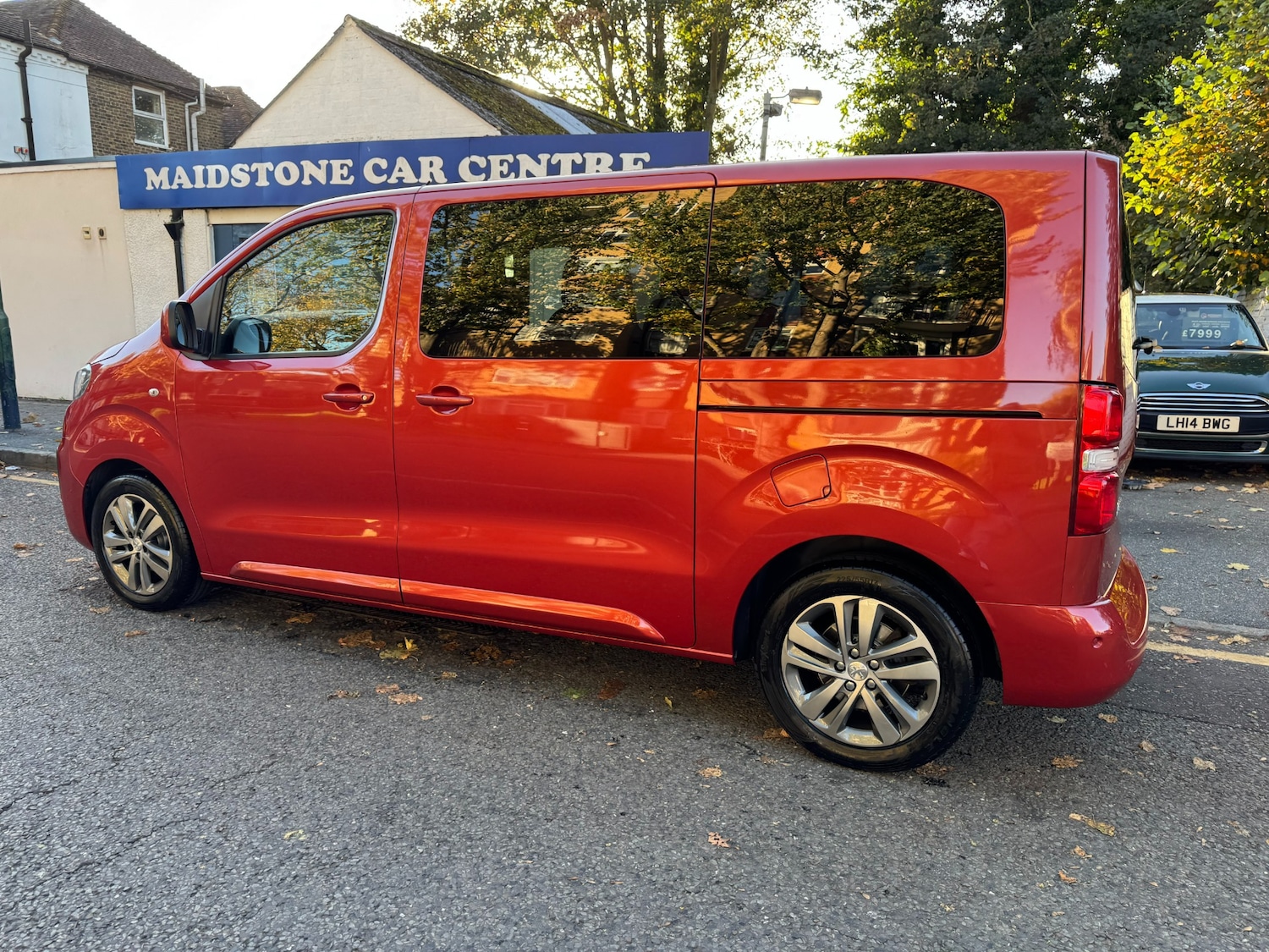 Used Peugeot Traveller 2017 for sale - 76249337: Photo 91