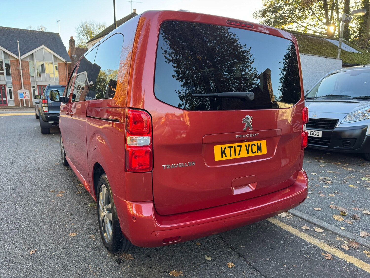 Used Peugeot Traveller 2017 for sale - 76249337: Photo 95