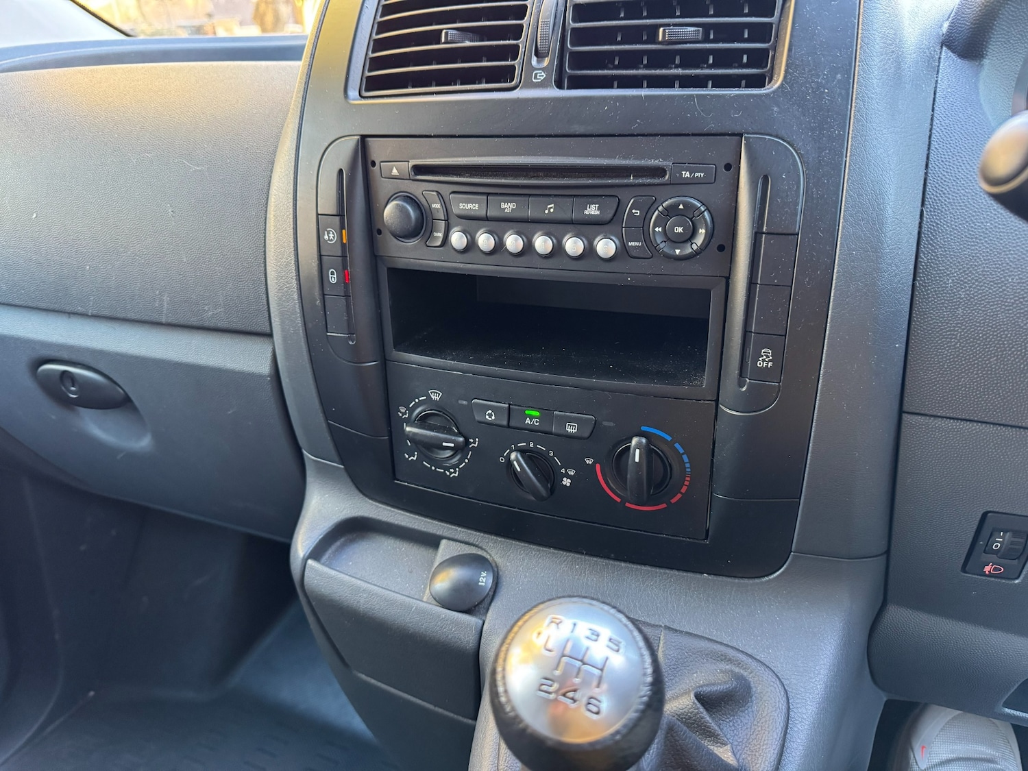 Used Peugeot Expert Tepee 2014 for sale - 76367043: Photo 14