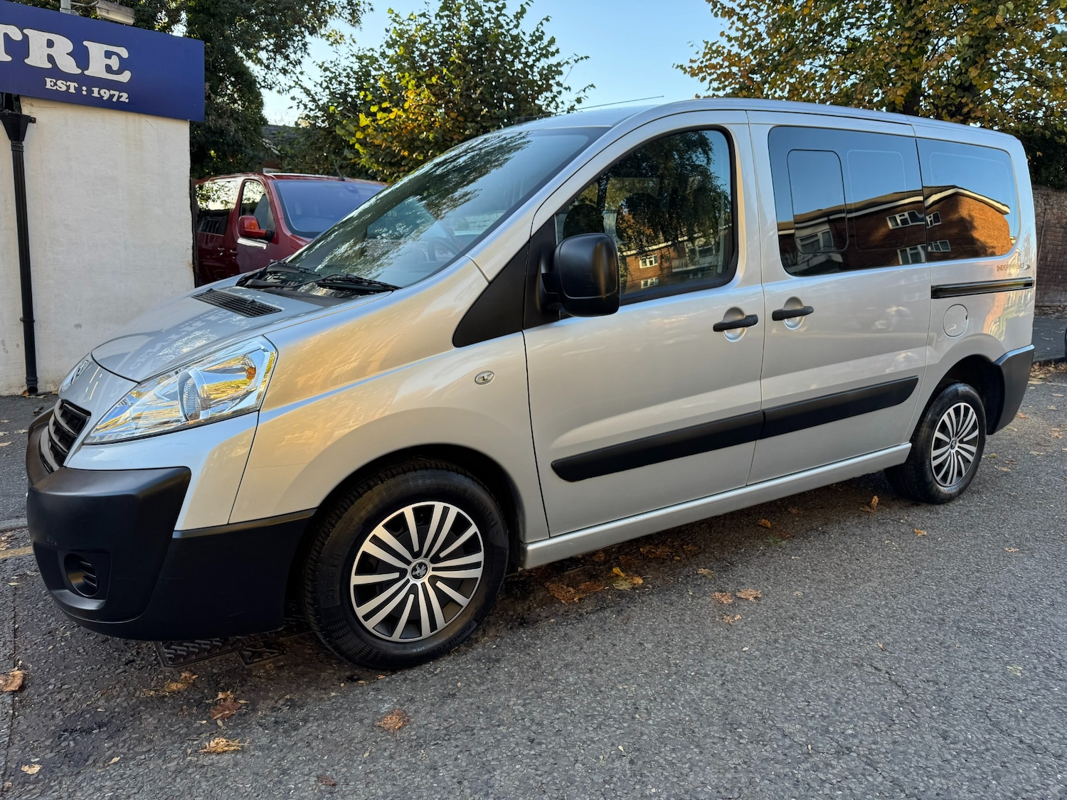 Used Peugeot Expert Tepee 2014 for sale - 76367043: Photo 2