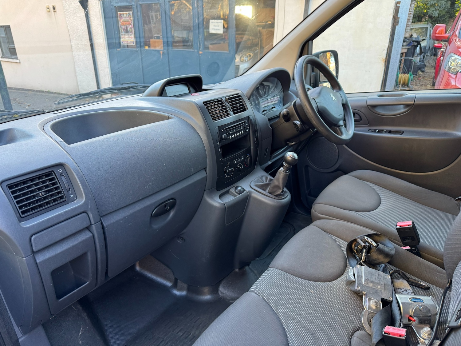 Used Peugeot Expert Tepee 2014 for sale - 76367043: Photo 23