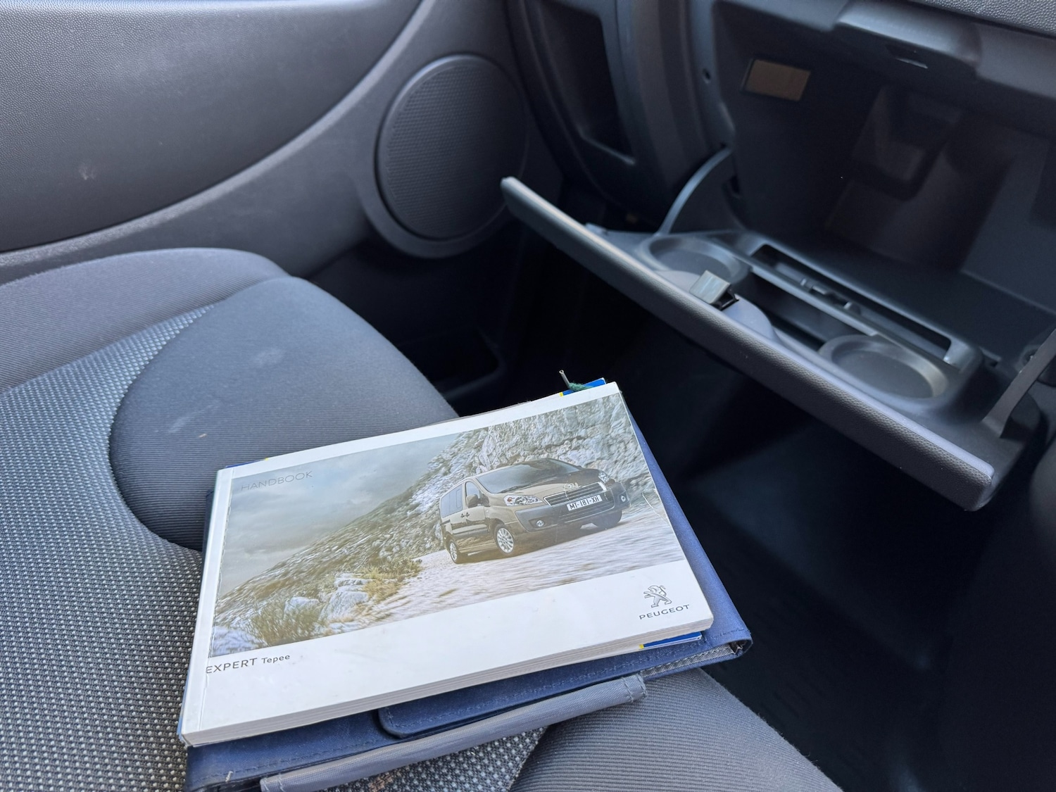 Used Peugeot Expert Tepee 2014 for sale - 76367043: Photo 41