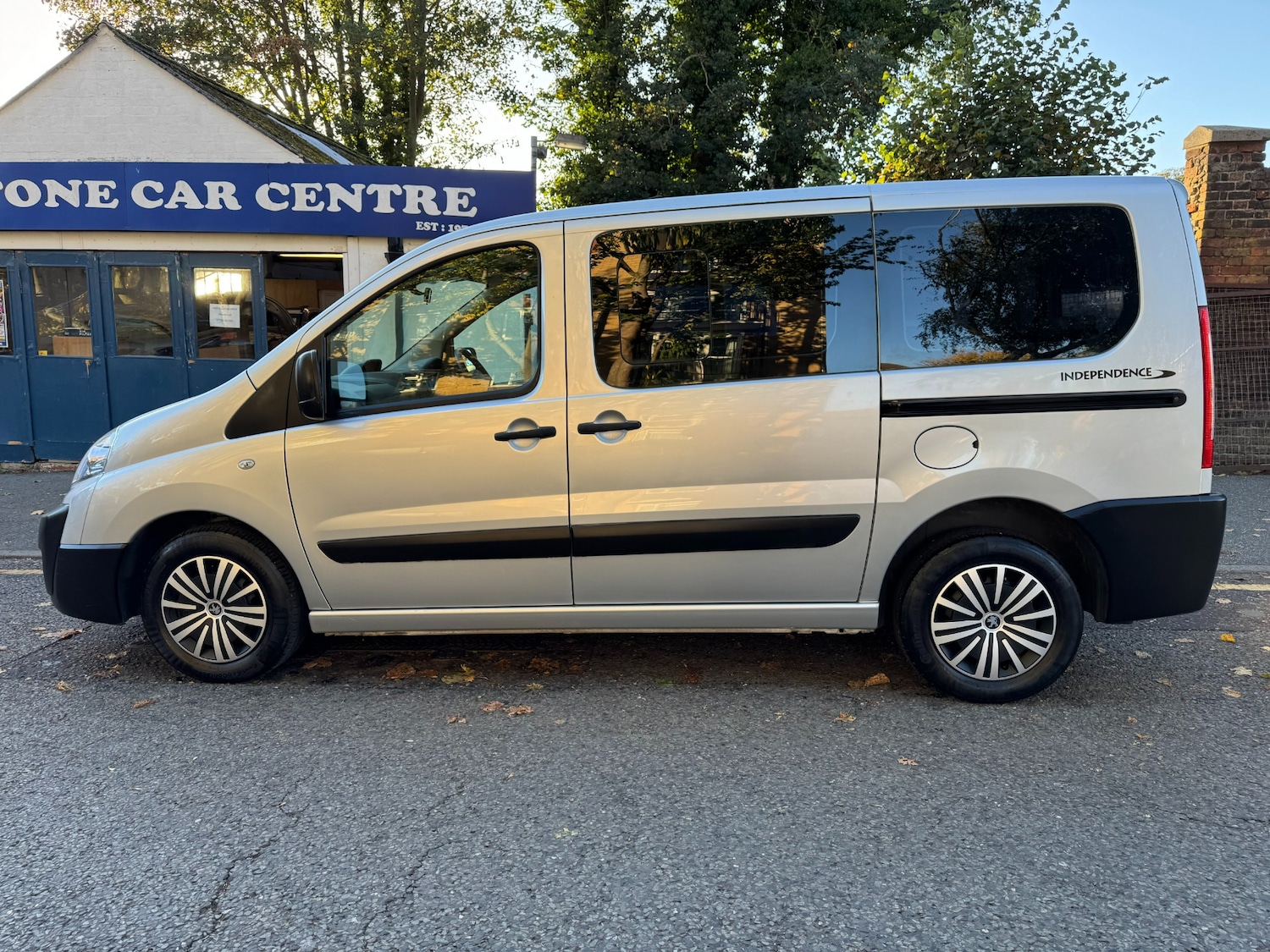 Used Peugeot Expert Tepee 2014 for sale - 76367043: Photo 78