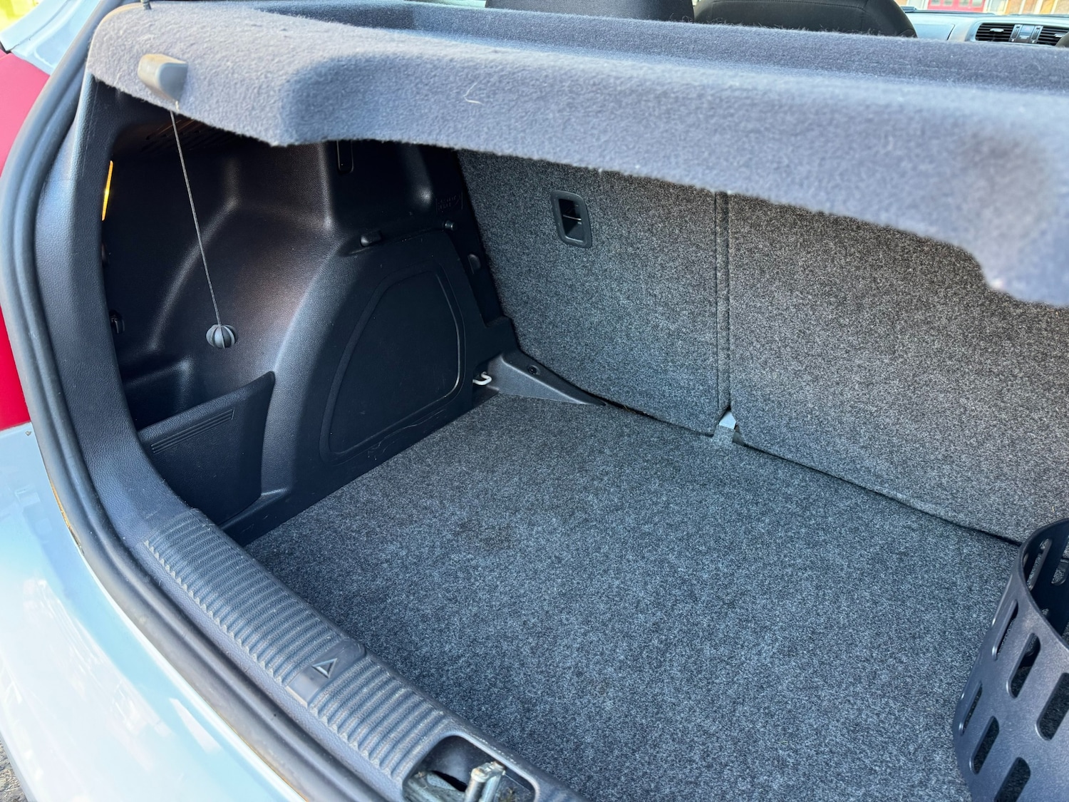 Used Skoda Fabia 2014 for sale - 77094247: Photo 51