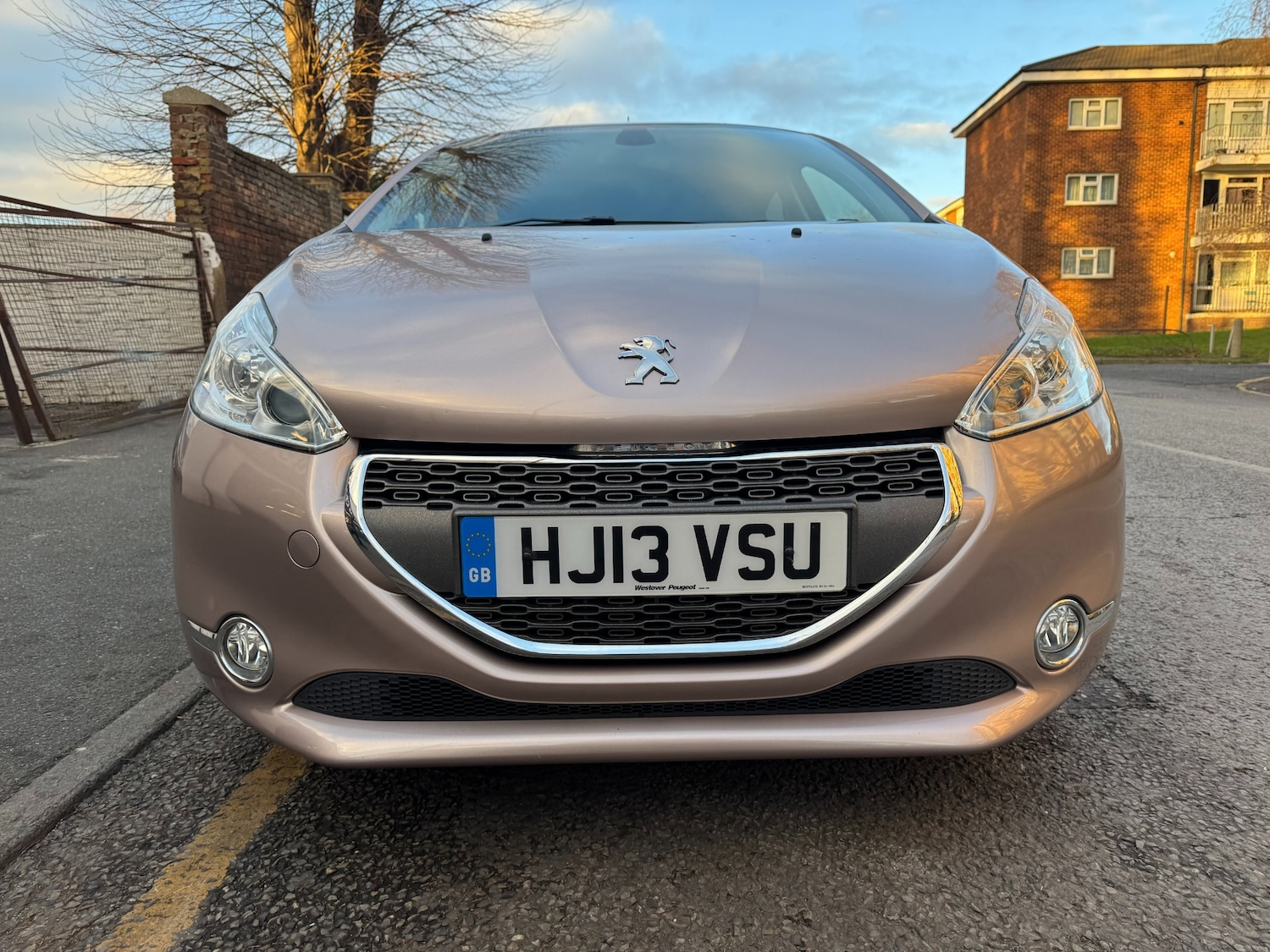 Used Peugeot 208 2013 for sale - 76570651: Photo 25
