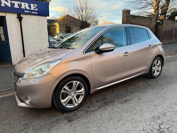 Used Peugeot 208 2013 for sale - 76570651: Photo