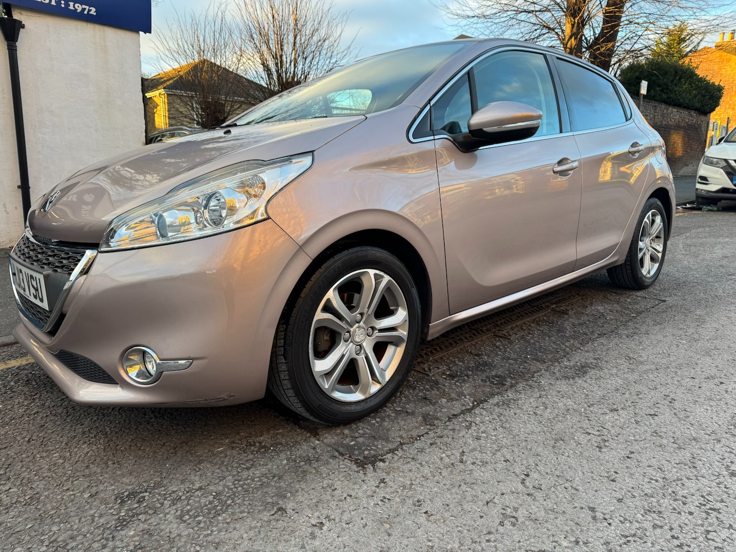 Used Peugeot 208 2013 for sale - 76570651: Photo 30