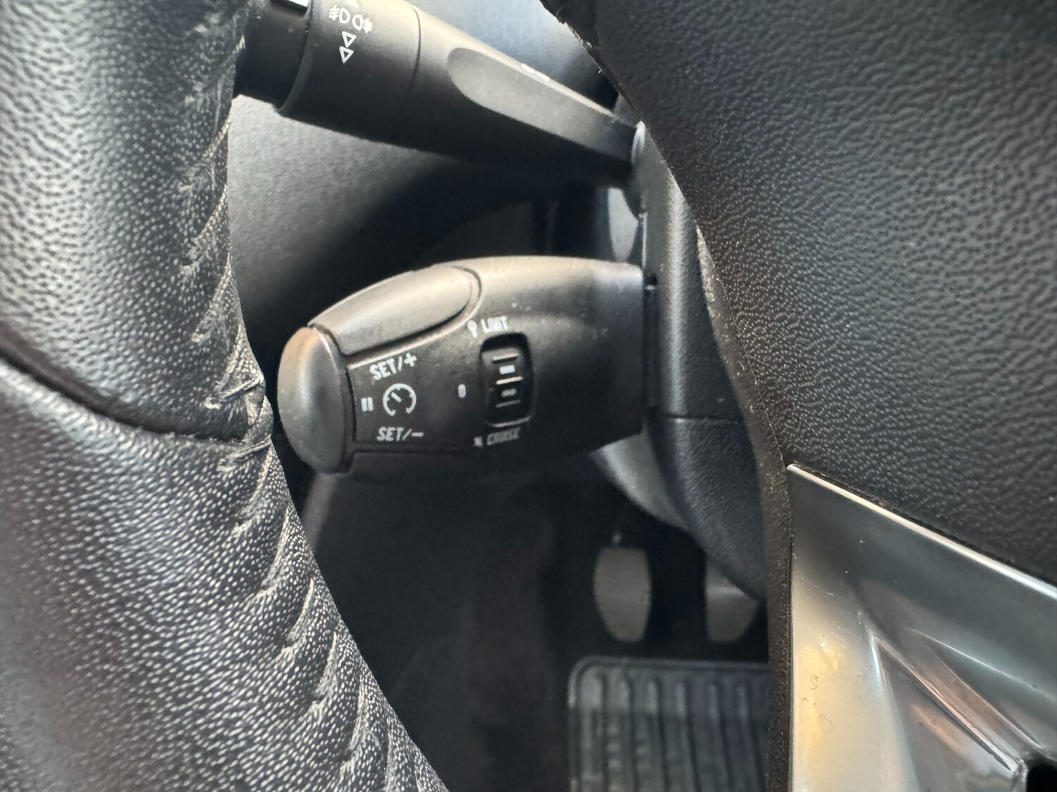 Used Peugeot 208 2013 for sale - 76570651: Photo 44