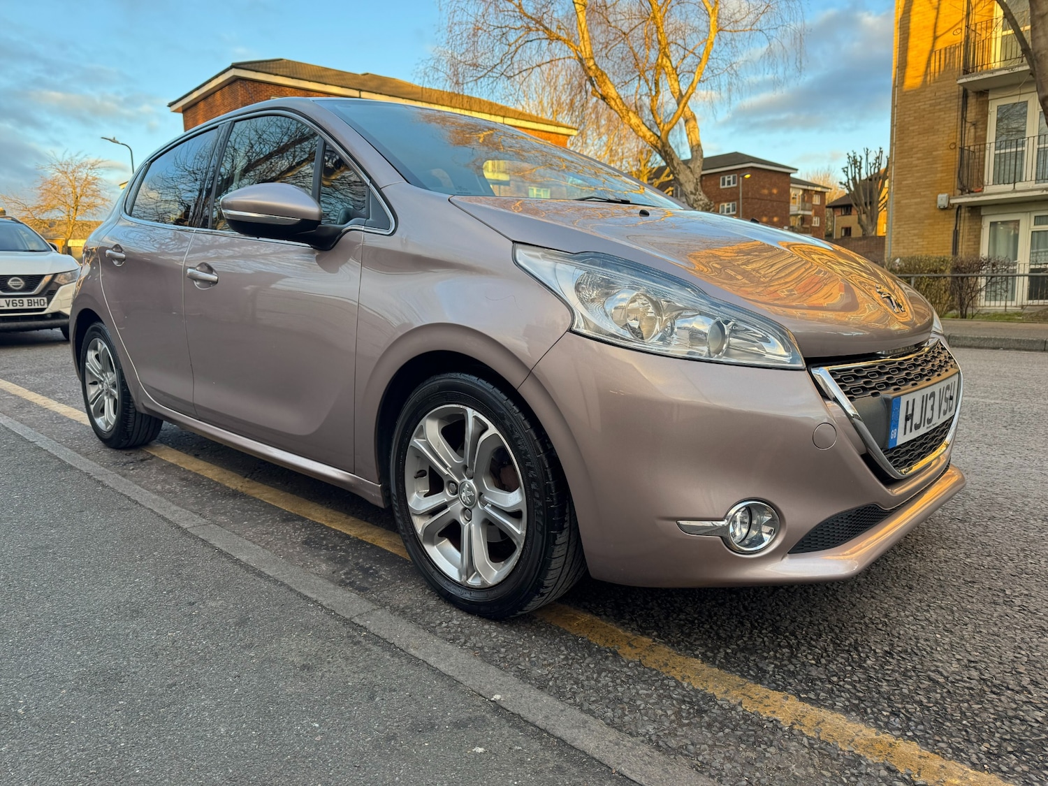 Used Peugeot 208 2013 for sale - 76570651: Photo 59