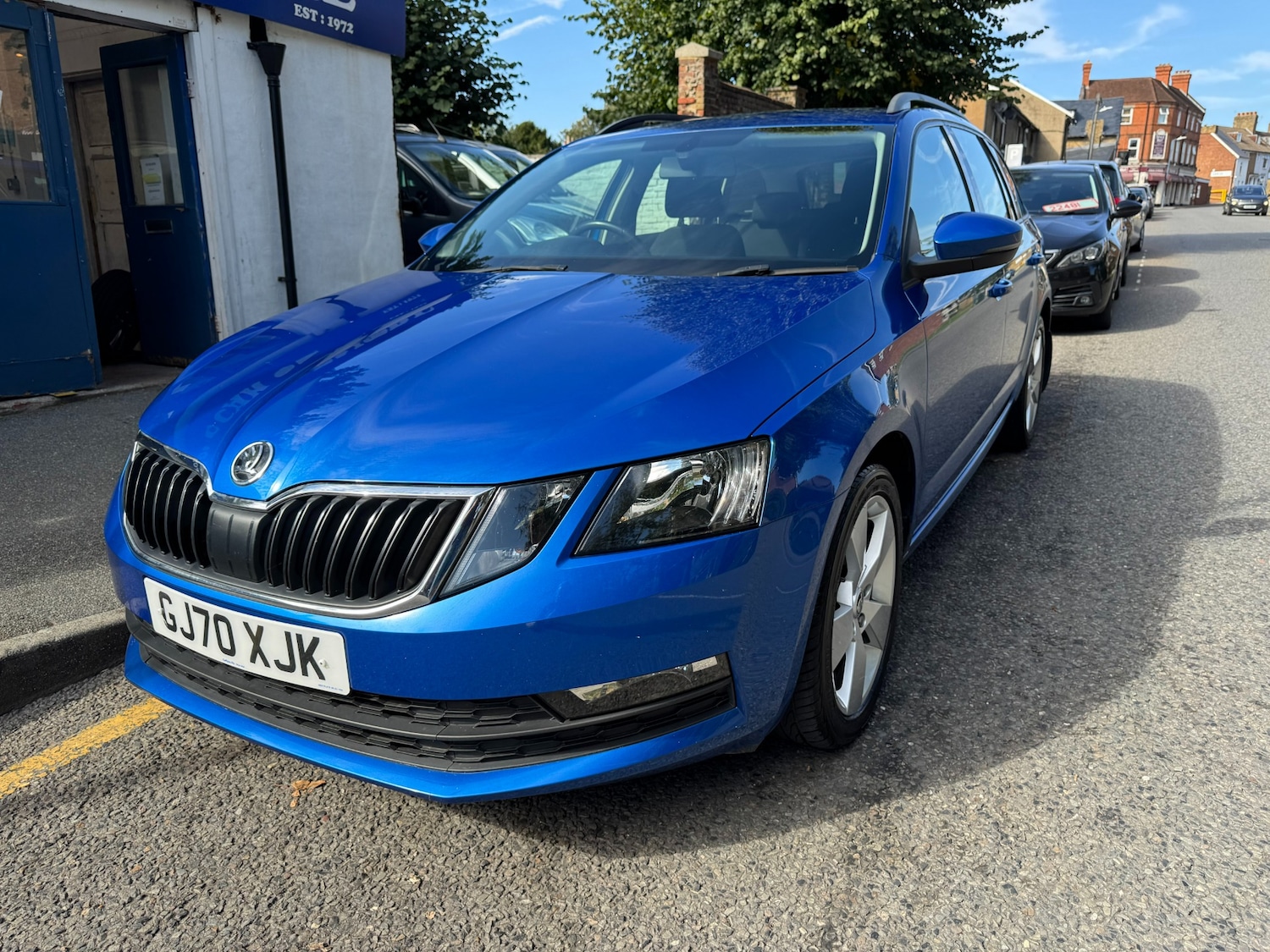 Vehicle 28