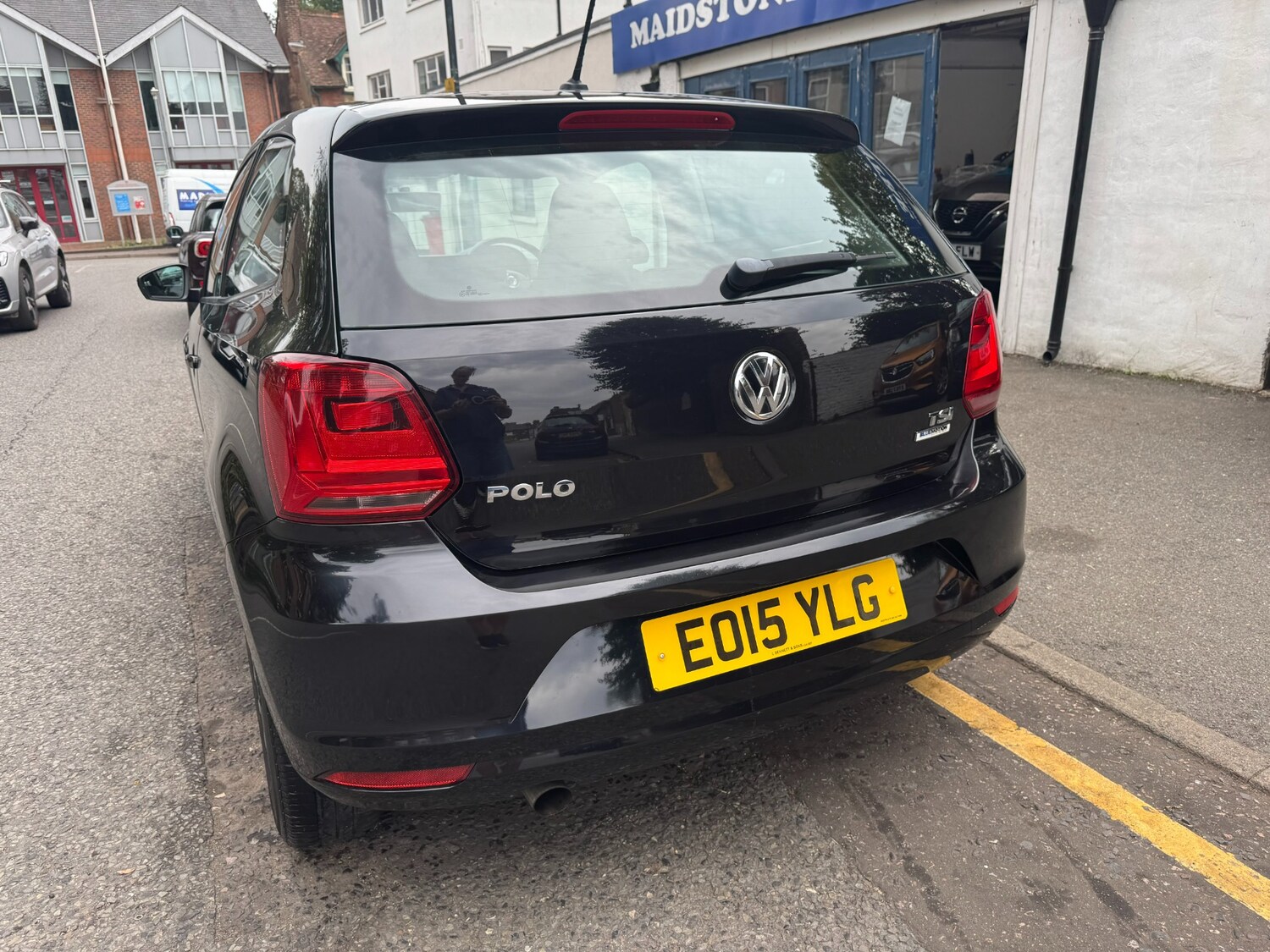 Vehicle 83