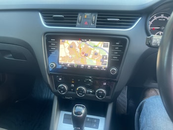 Used Skoda Octavia 2020 for sale - 75937780: Photo