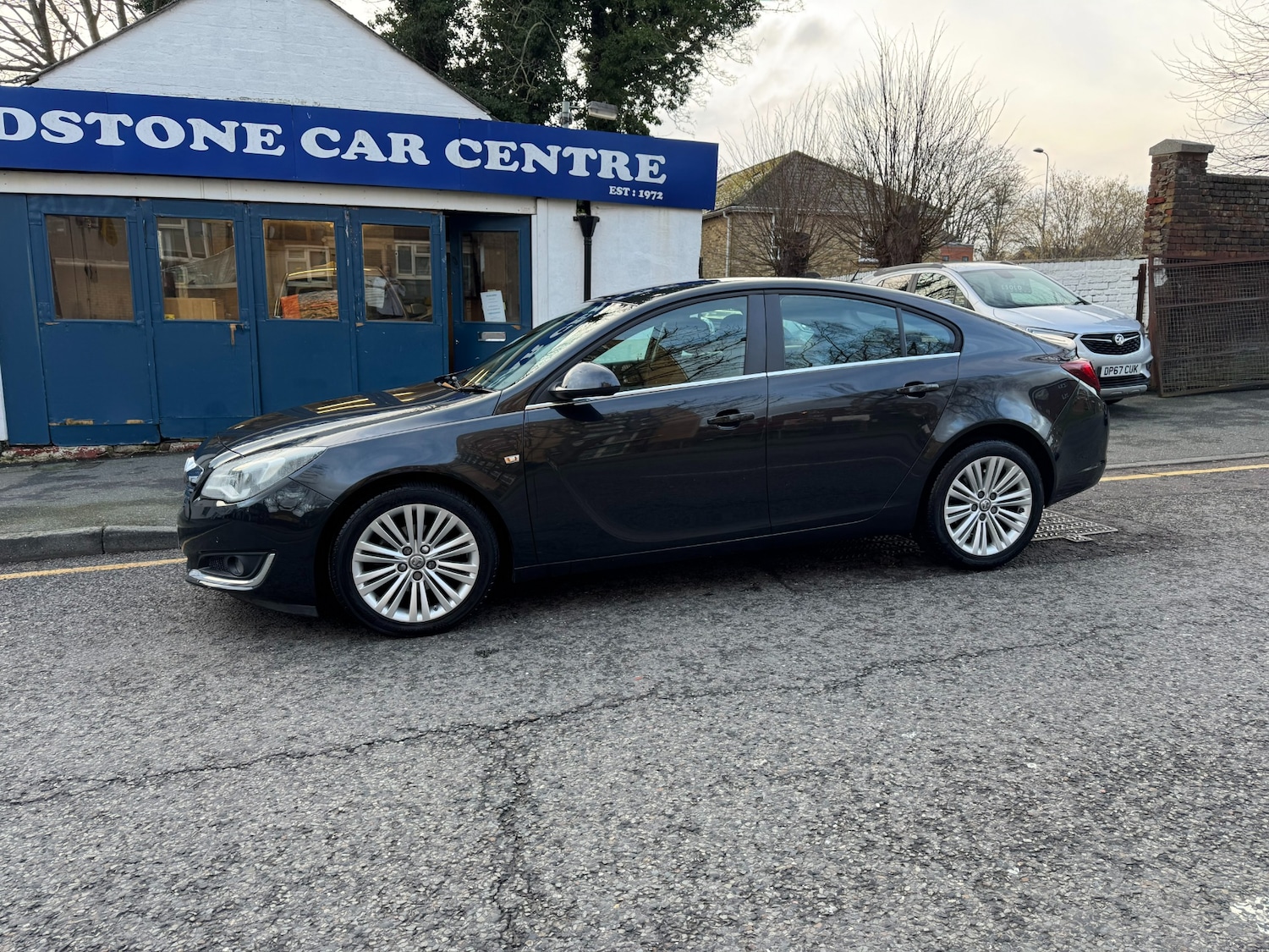 Used Vauxhall Insignia 2014 for sale - 77351146: Photo 2