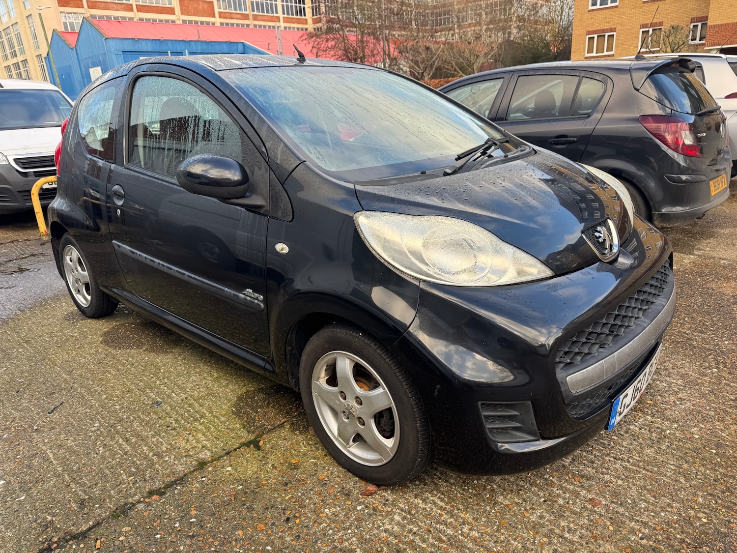 Used Peugeot 107 2010 for sale - 76948553: Photo 3