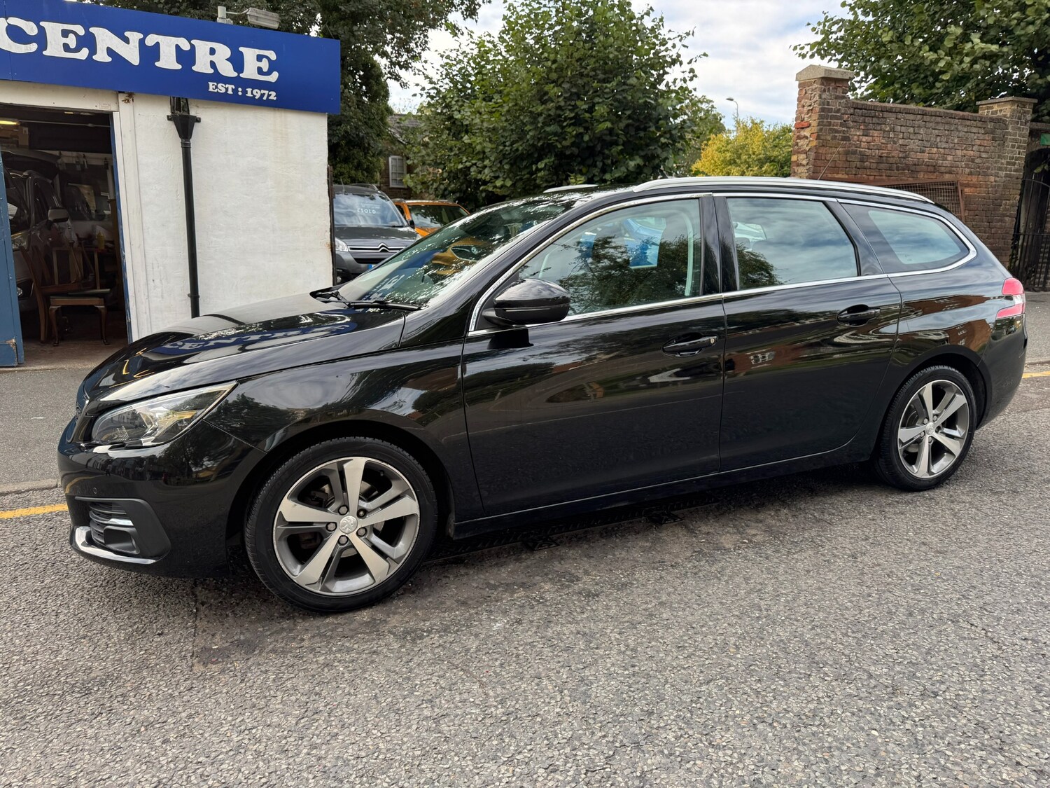 Used Peugeot 308 2018 for sale - 75848148: Photo 37