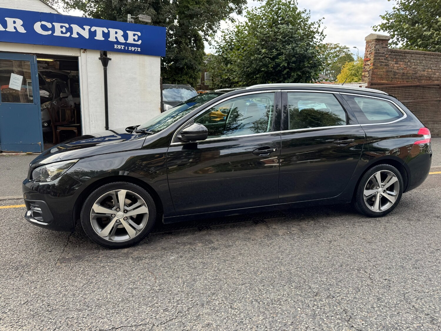 Used Peugeot 308 2018 for sale - 75848148: Photo 38