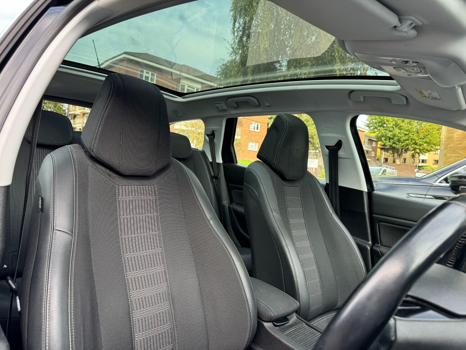 Used Peugeot 308 2018 for sale - 75848148: Photo 50