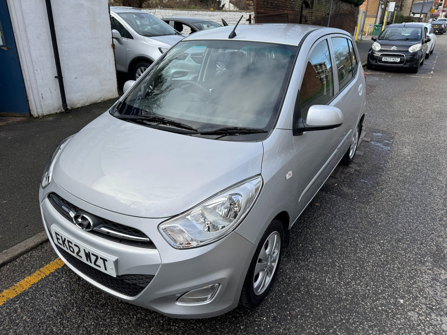 Used Hyundai i10 2012 for sale - 77283684: Photo 28