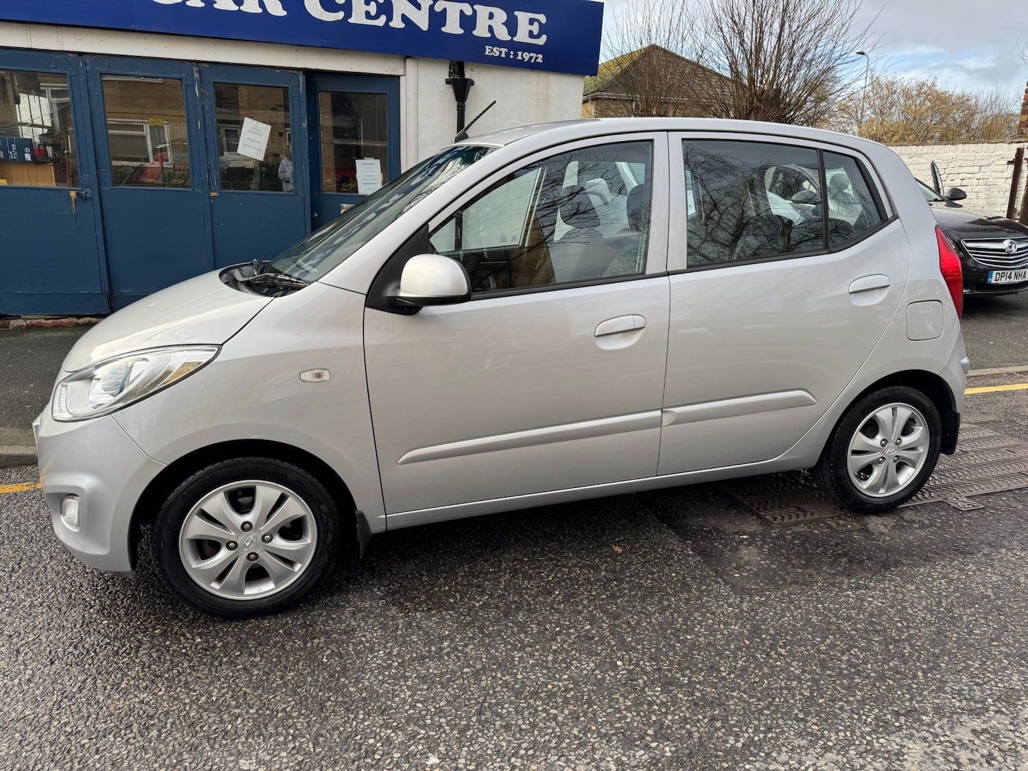 Used Hyundai i10 2012 for sale - 77283684: Photo 3
